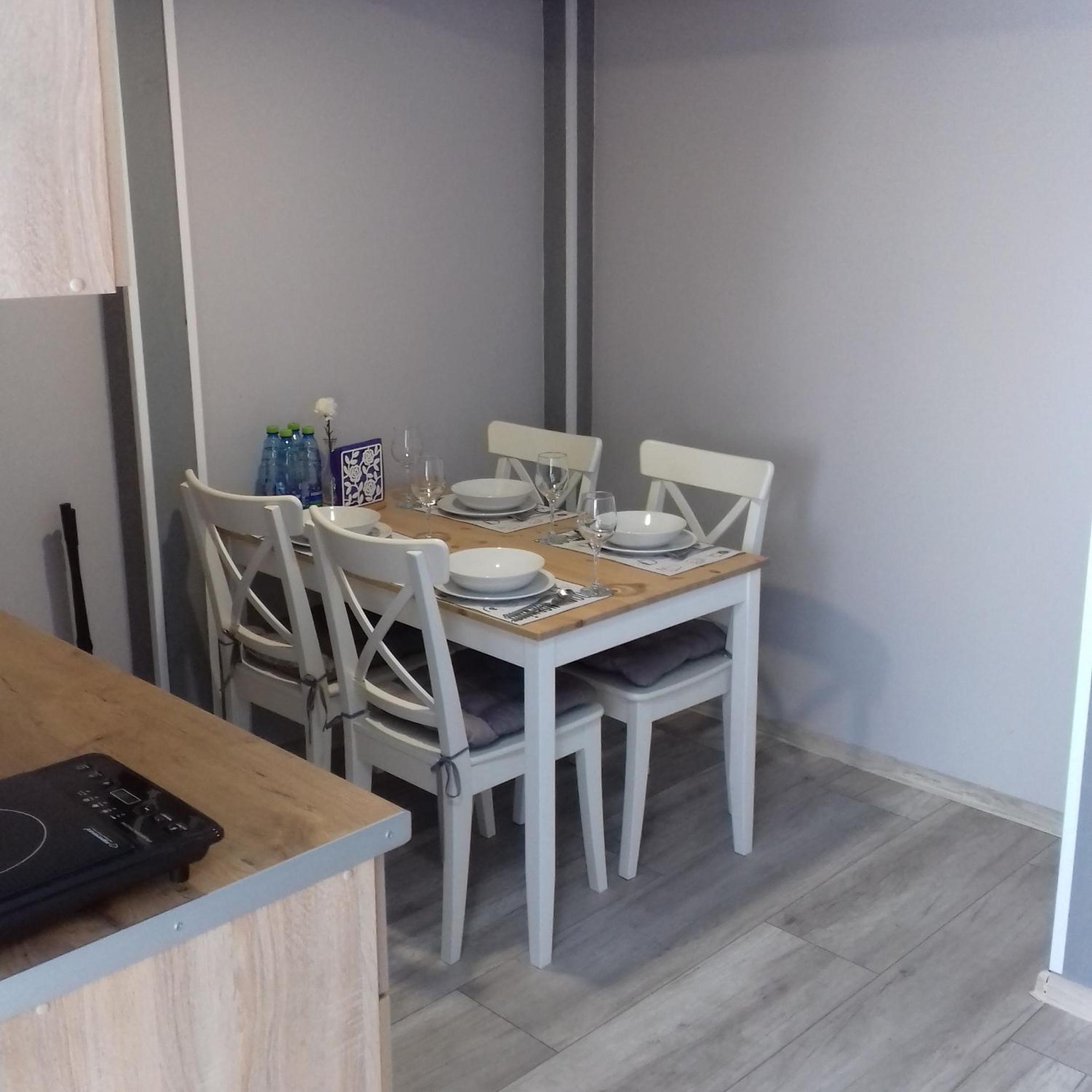 Apartment - Split Level - Photo 4