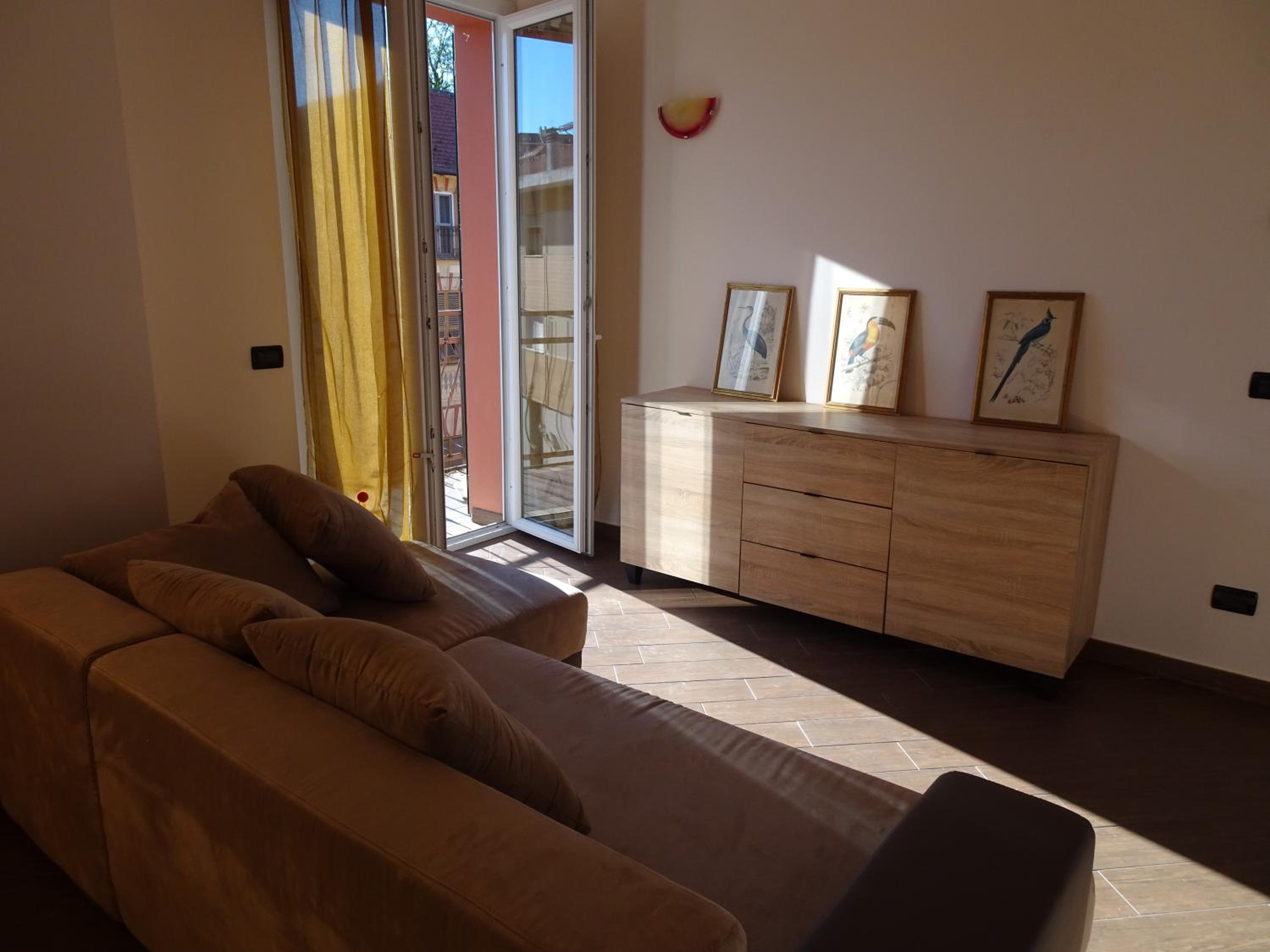 One-Bedroom Apartment - Photo 5