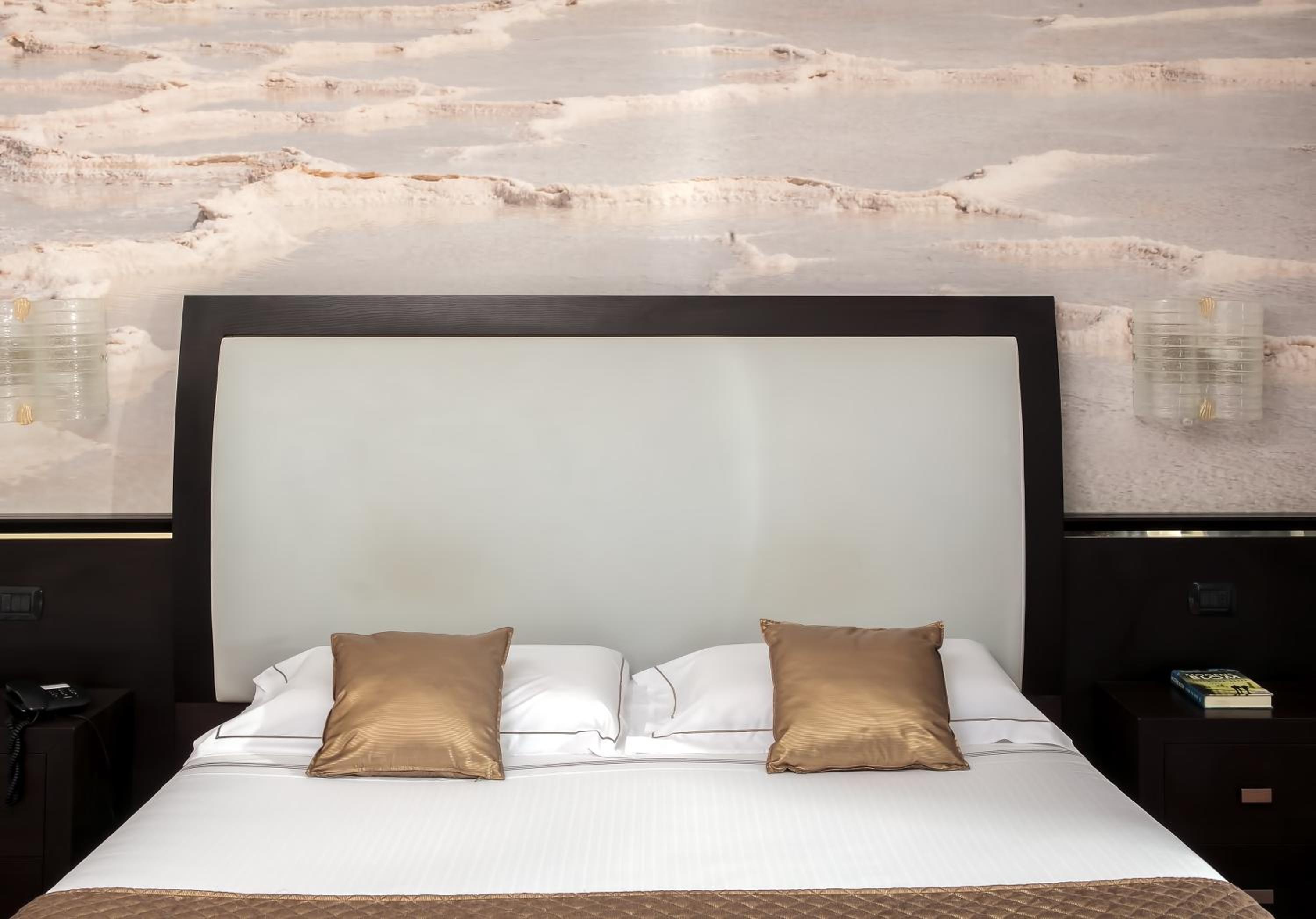 Superior Double or Twin Room photo 3