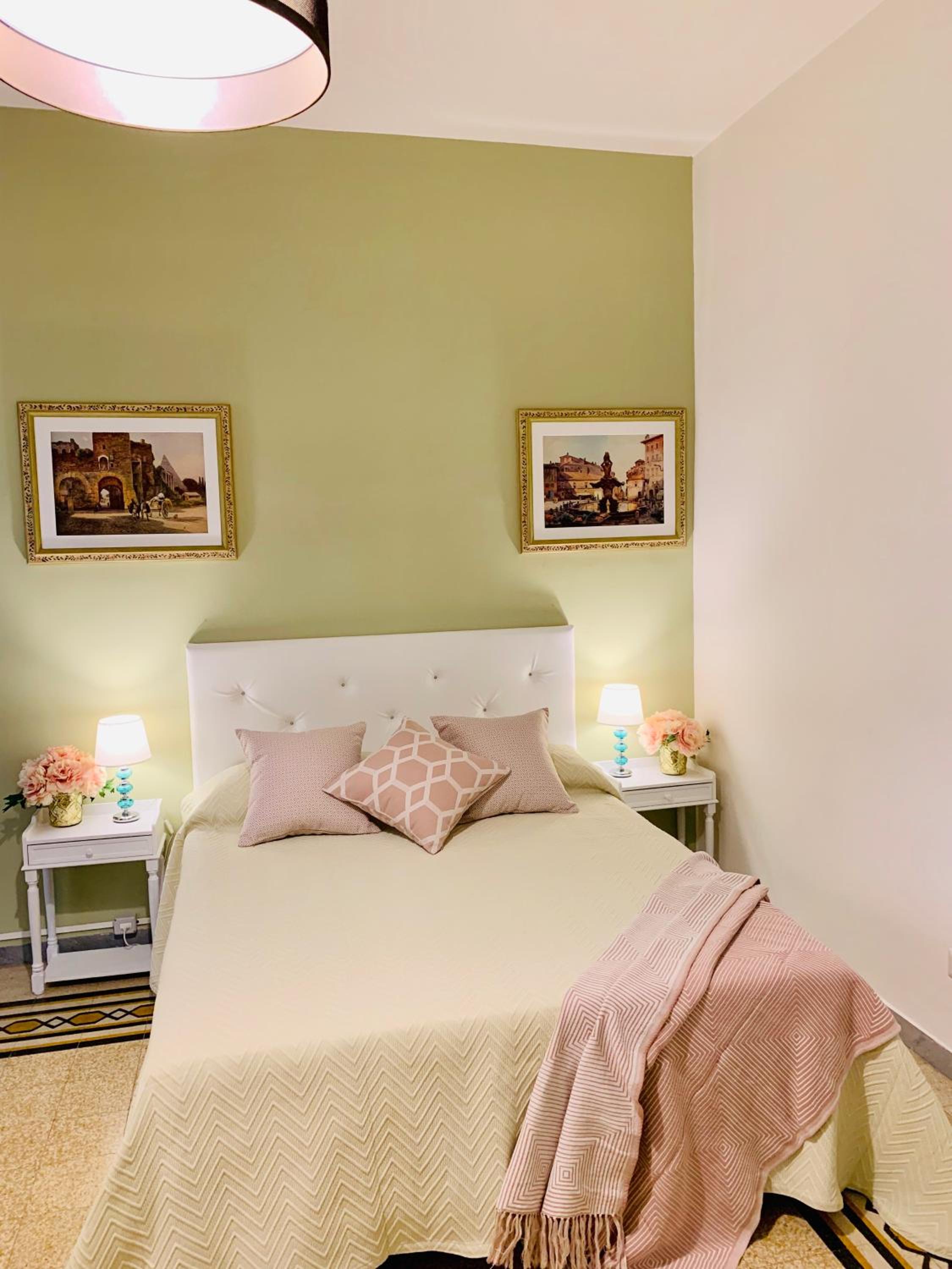 Quadruple Room with Private Bathroom photo 1