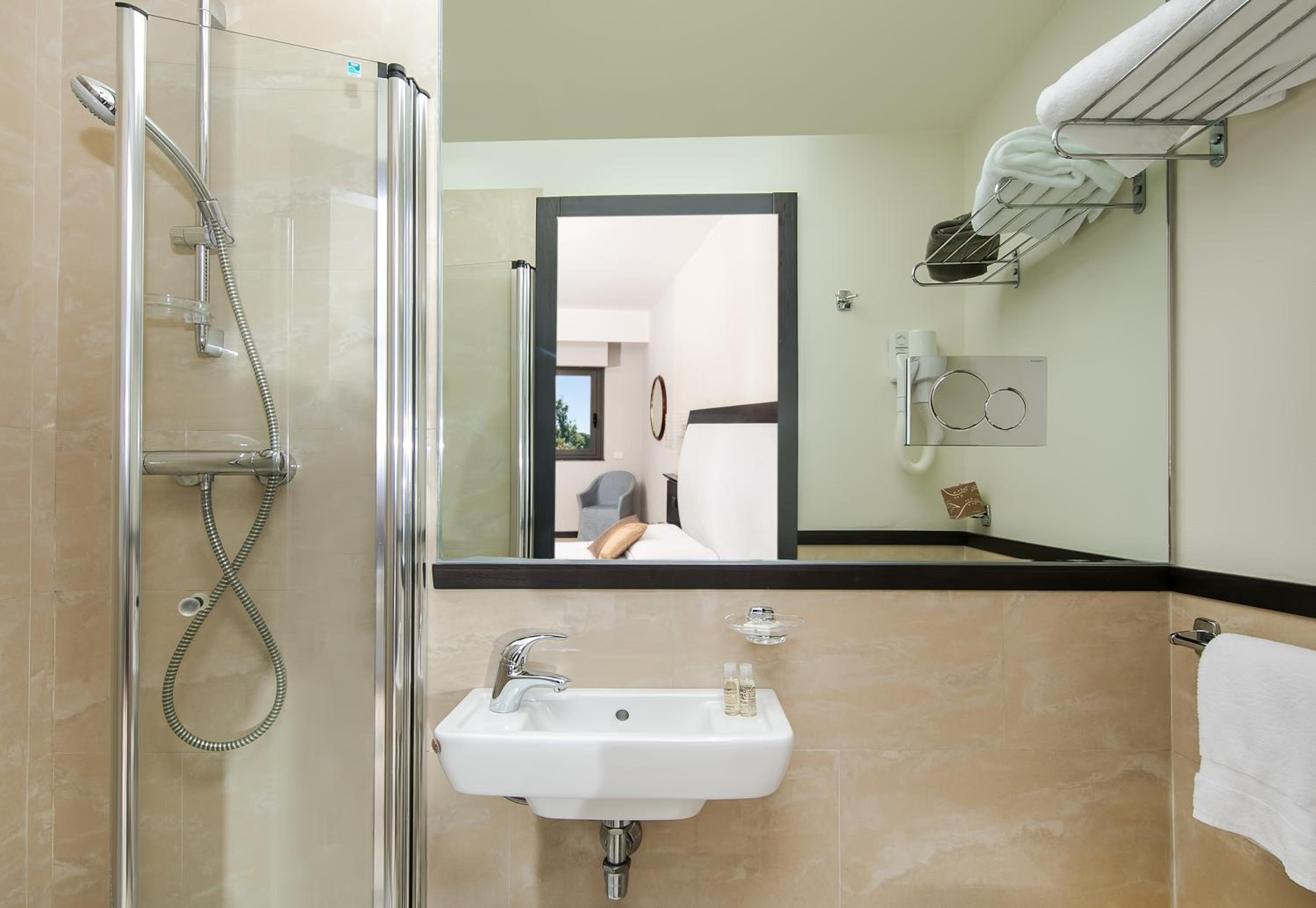 Grand Deluxe Double Room photo 3
