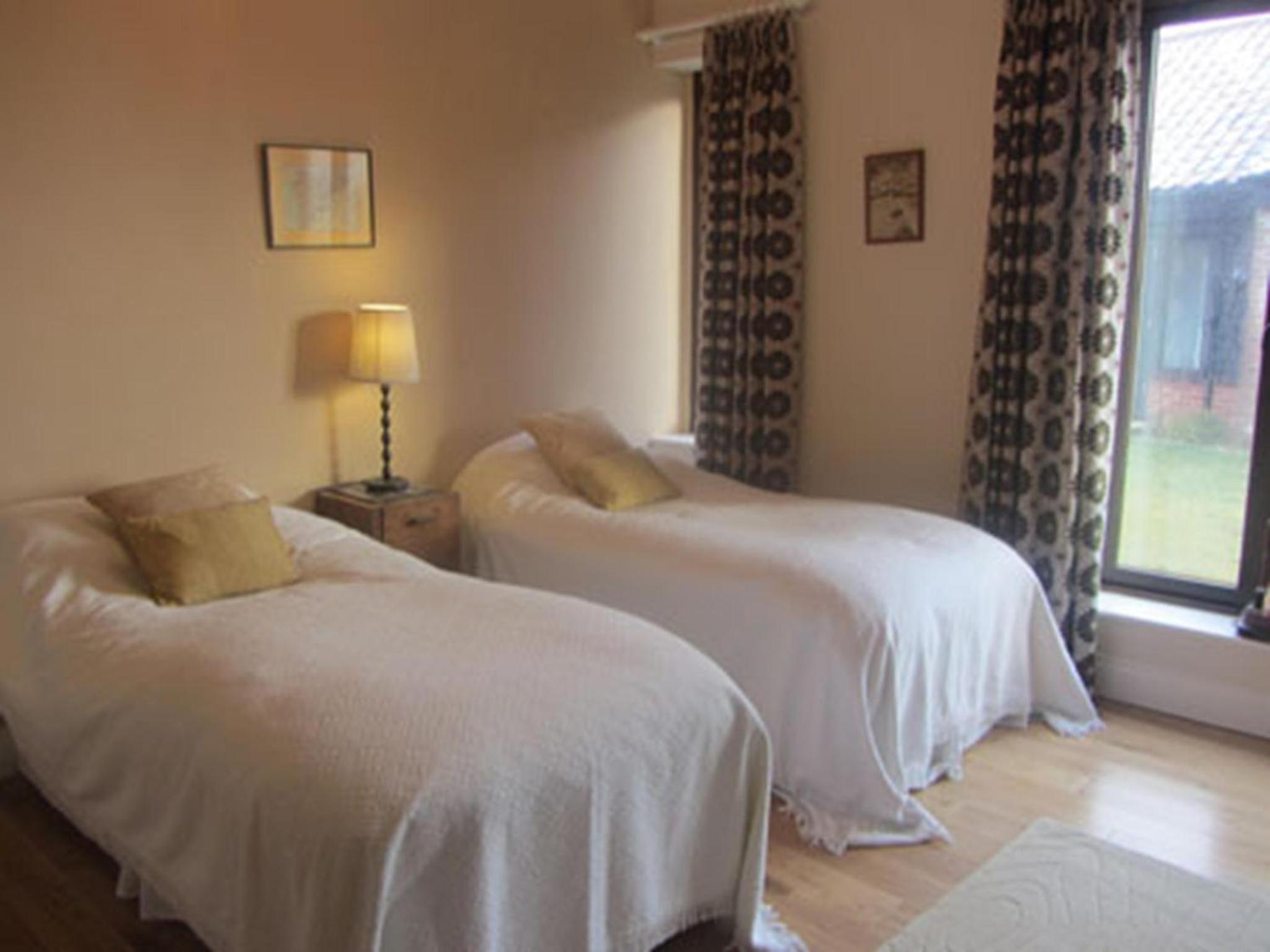 Twin Room - Disability Access photo 1