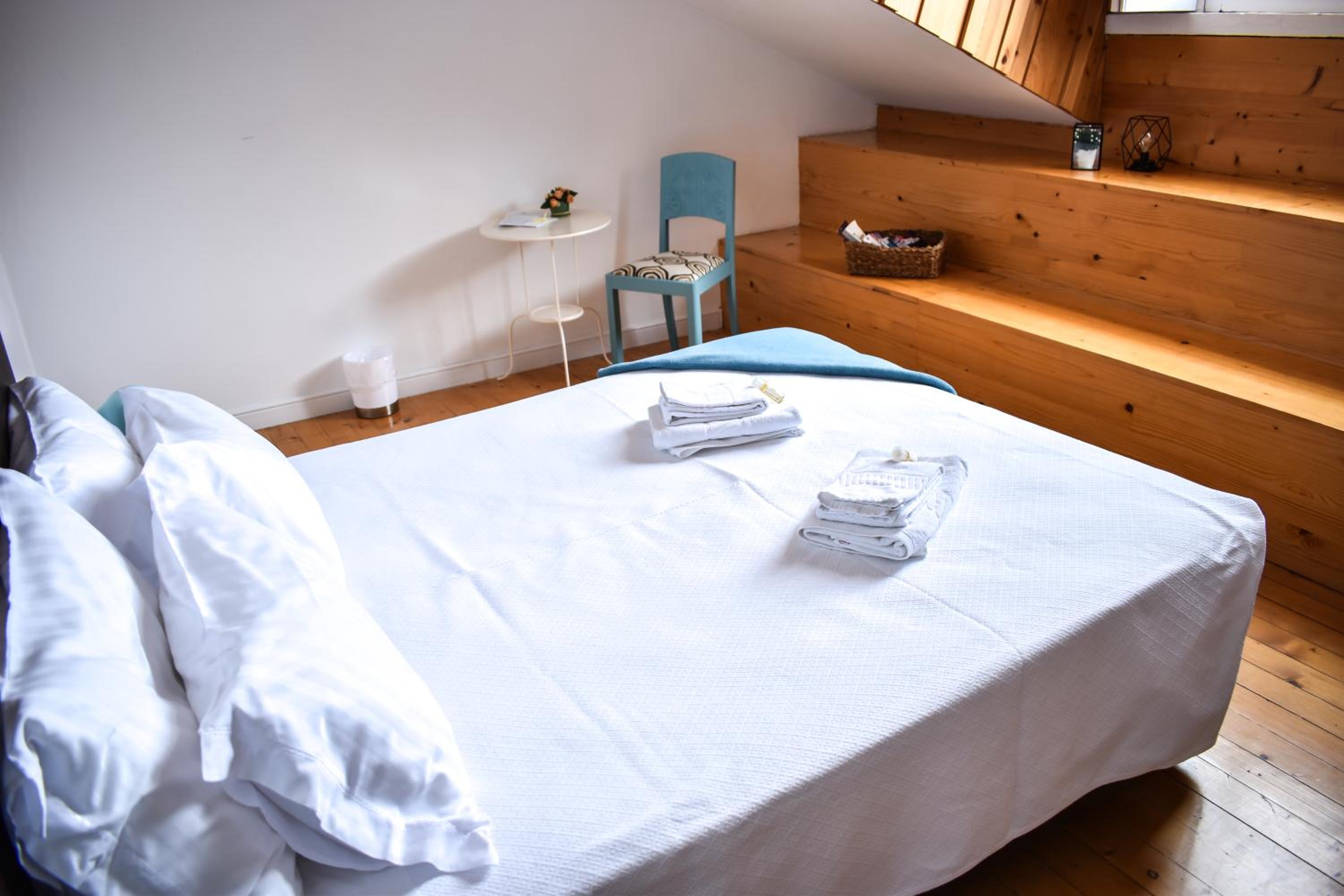 Double Room with Shared Bathroom photo 1