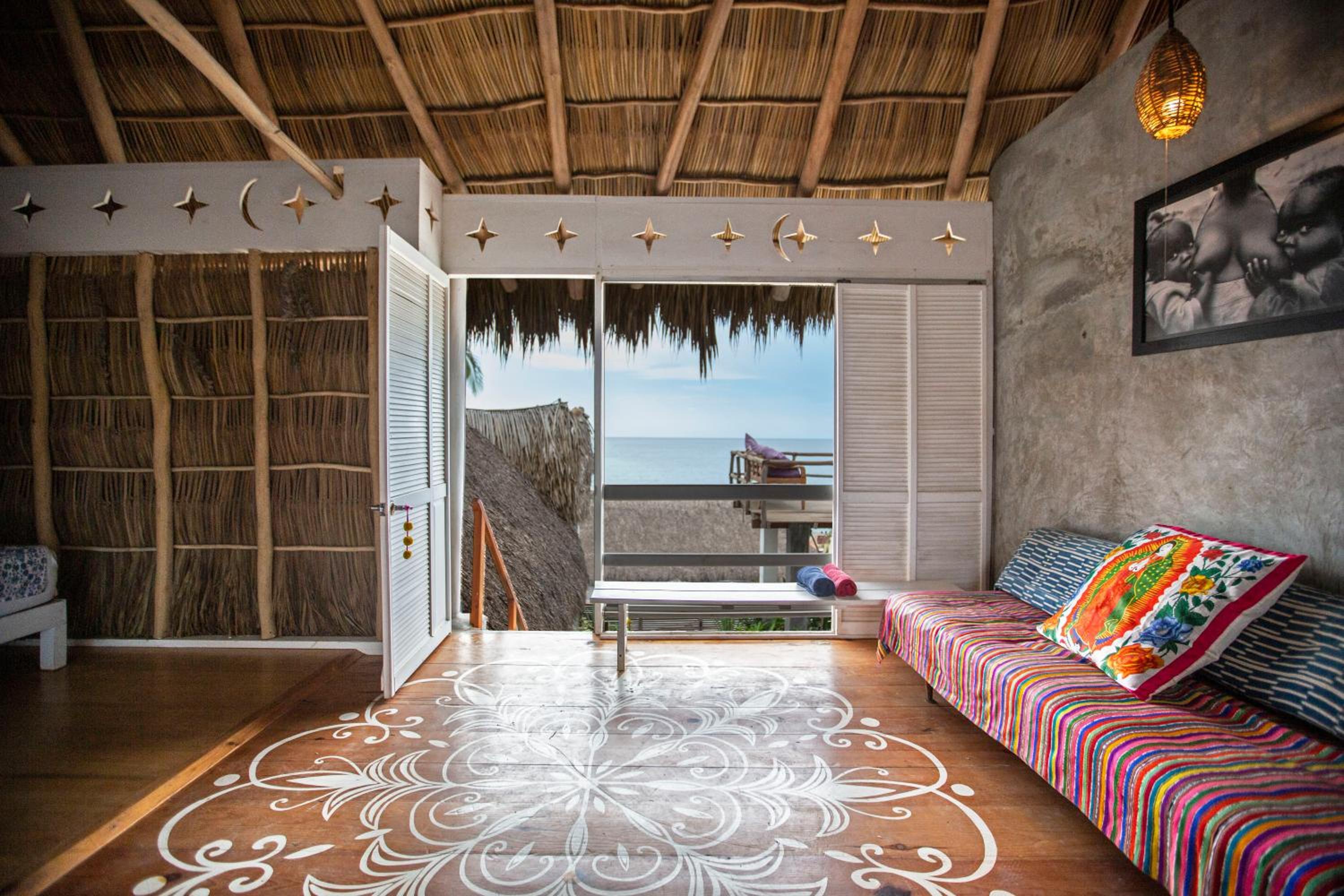 Standard Triple Room with Sea View - Photo 1
