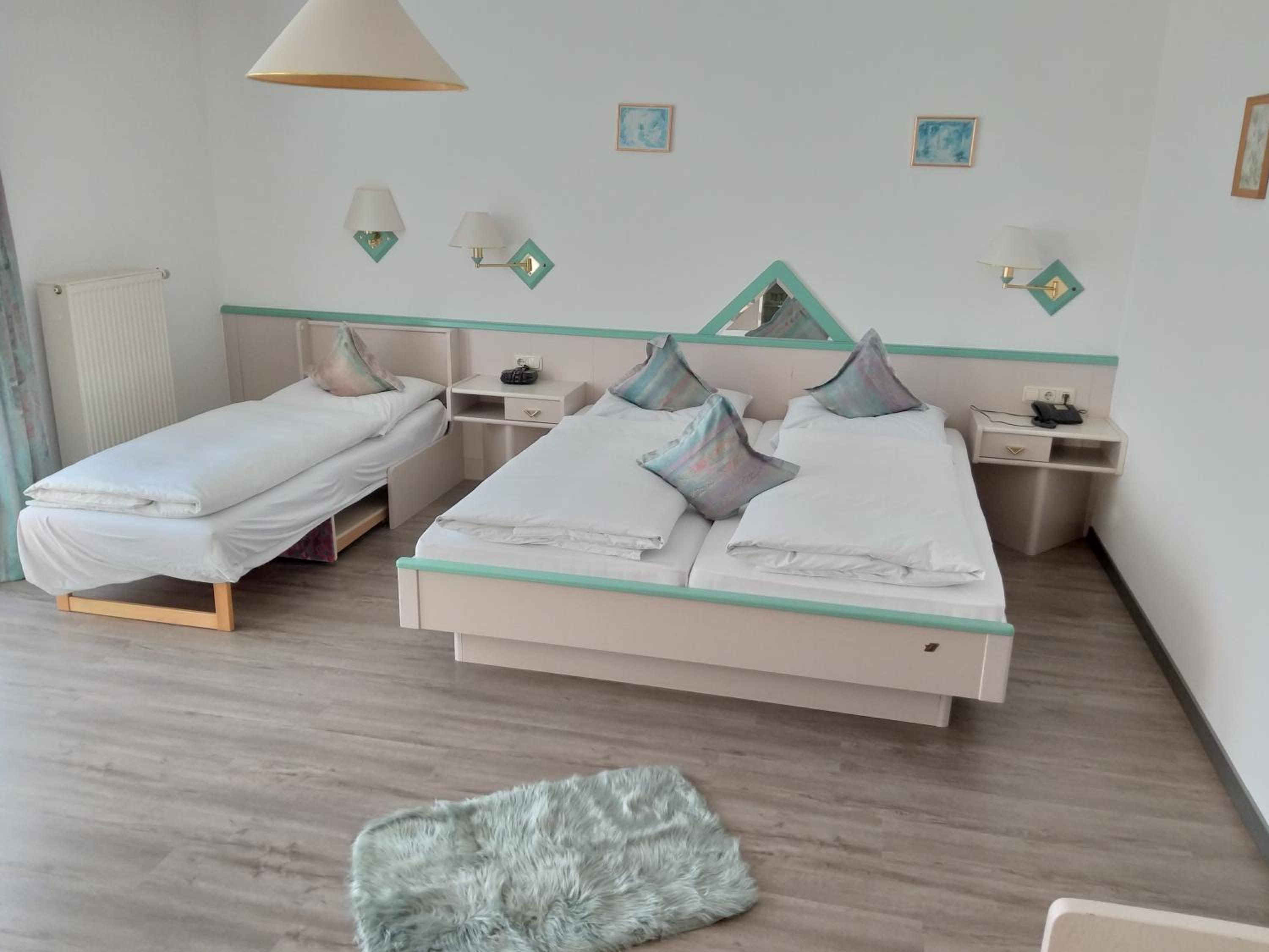 Triple Room with Garden View - Photo 1