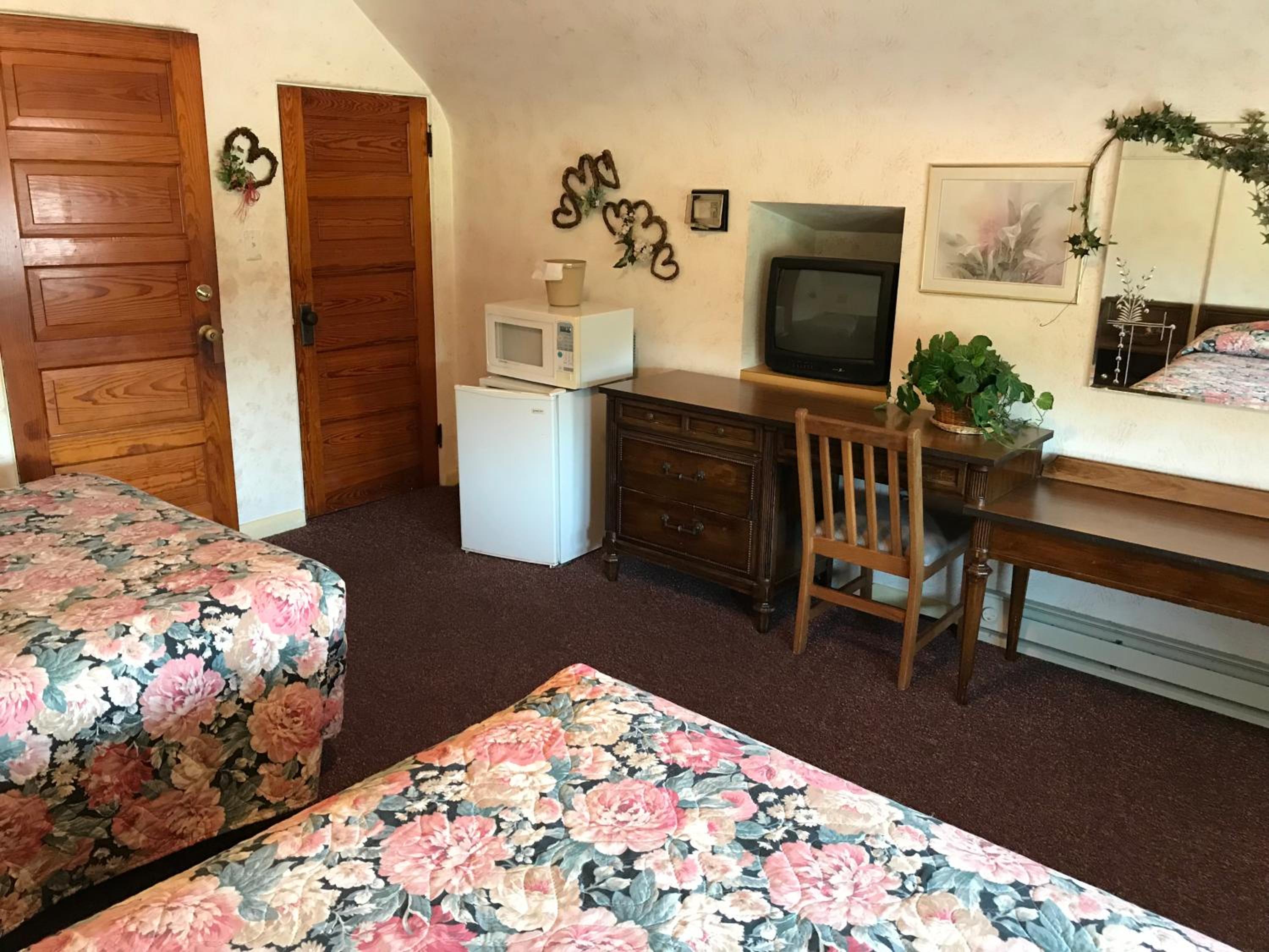 Two-Bedroom Suite photo 1