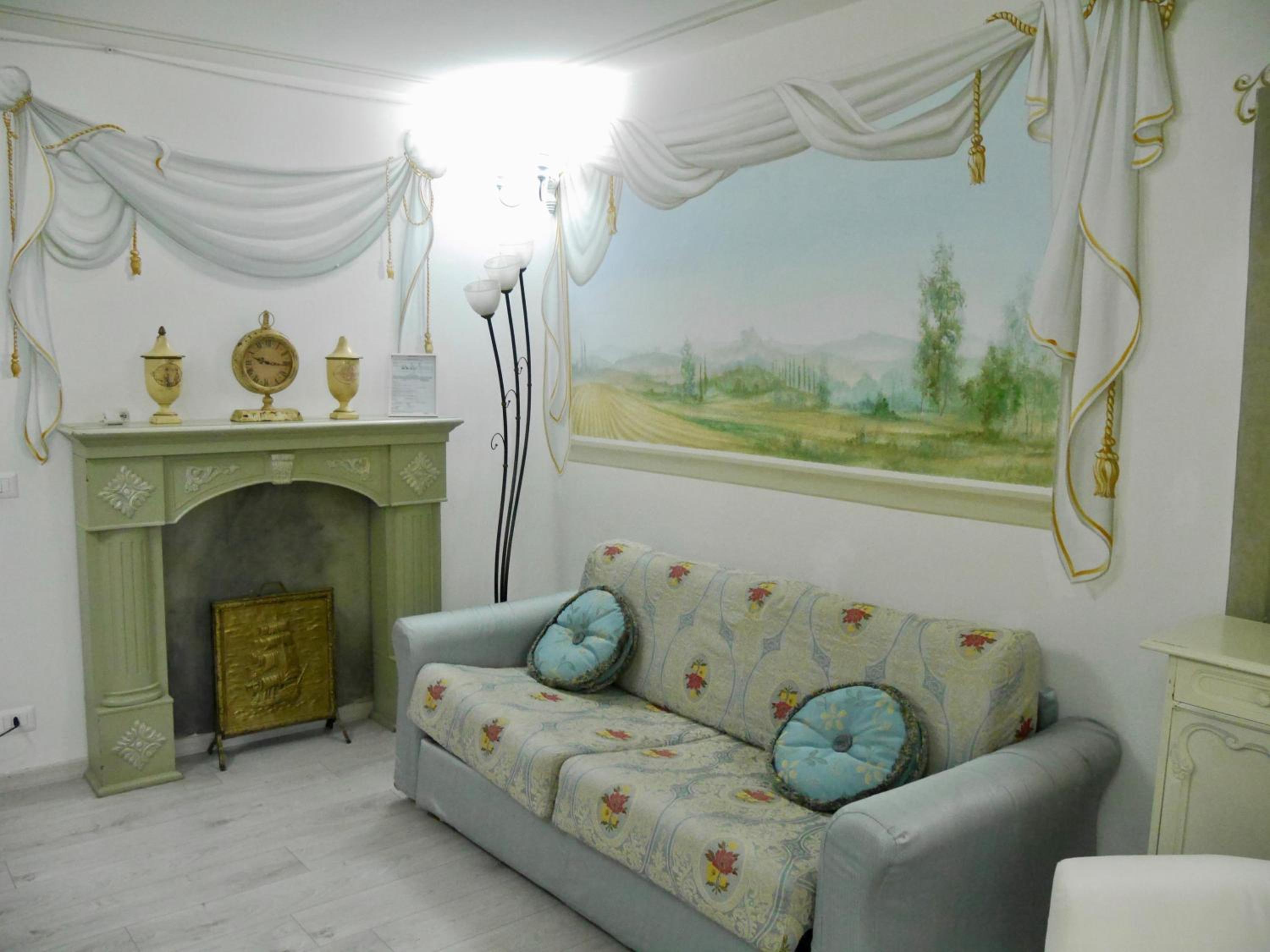 Superior King Suite photo 2