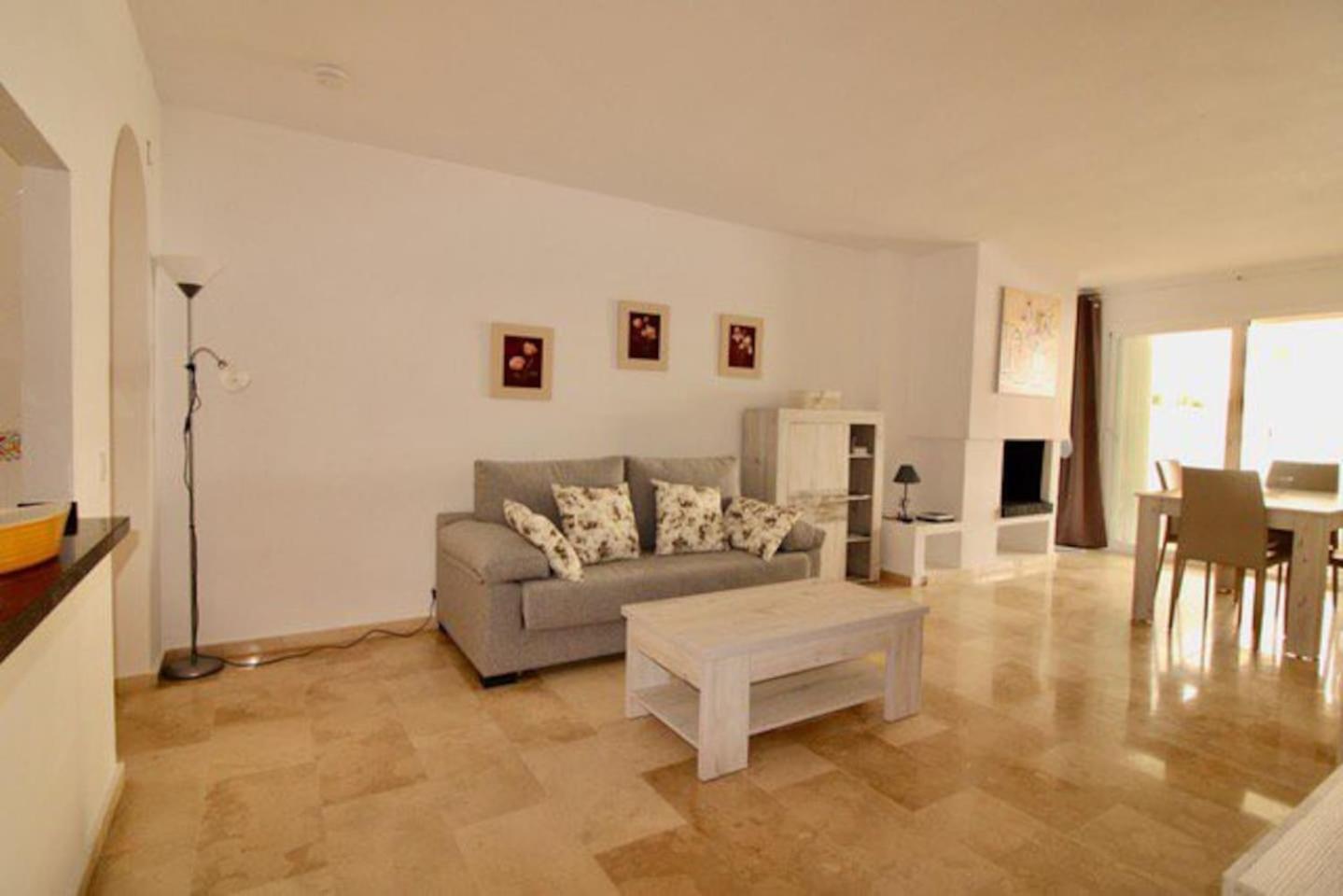 Apartamento con vista al mar