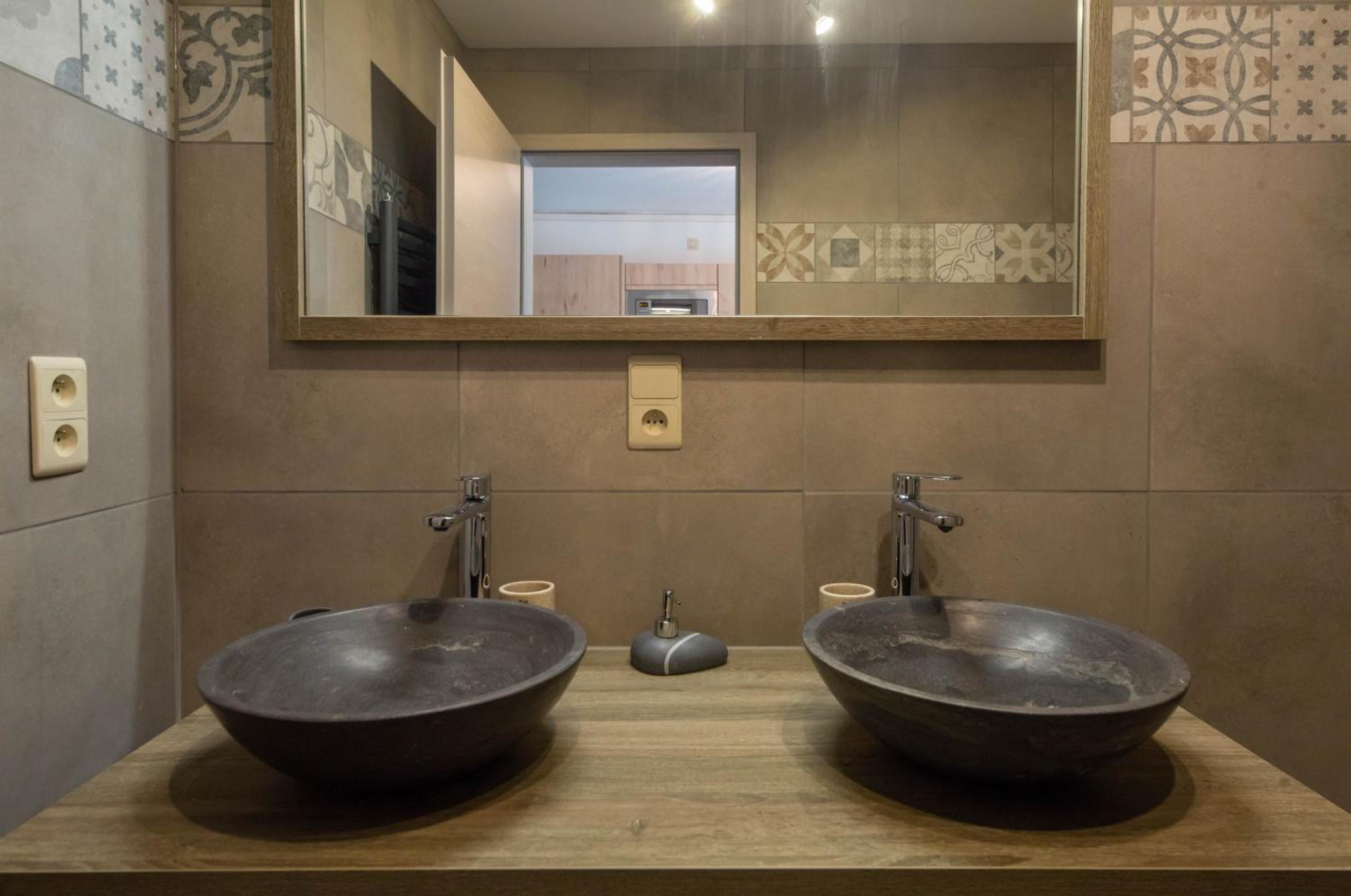 Two-Bedroom Apartment - Photo 13
