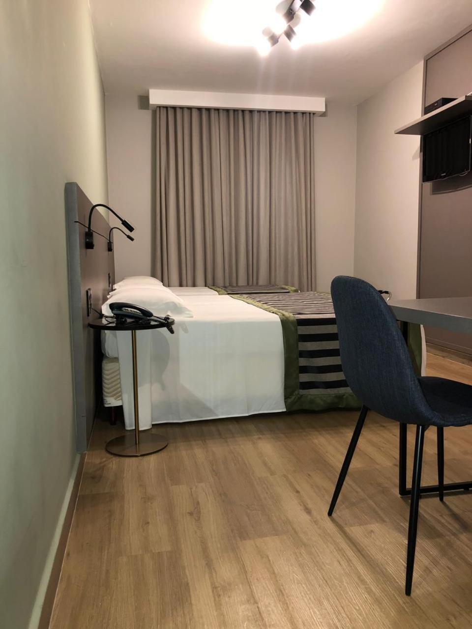 Deluxe Triple Room (1 Double Bed + 1 Single Bed) photo 3