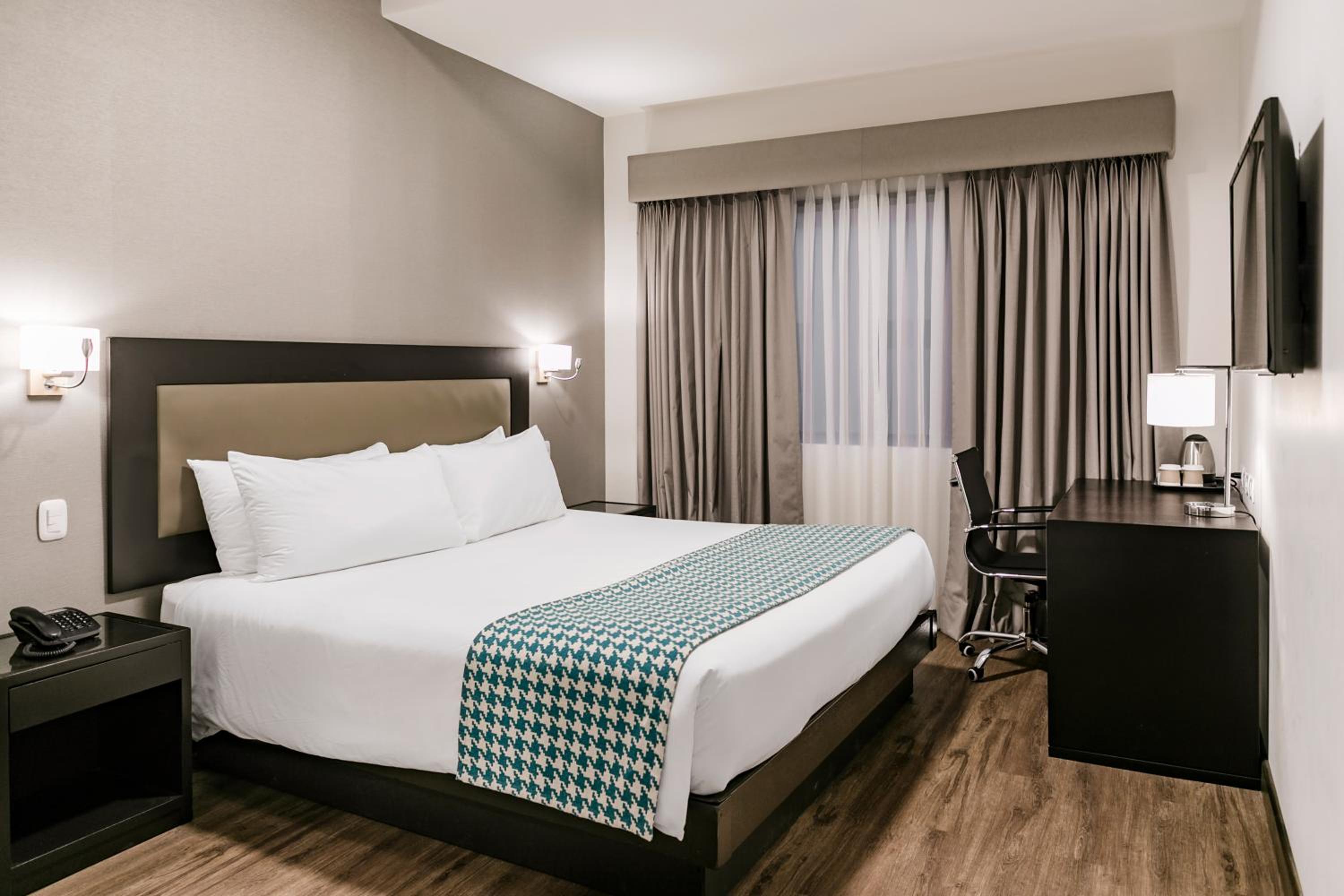 Superior Double Room - Photo 1