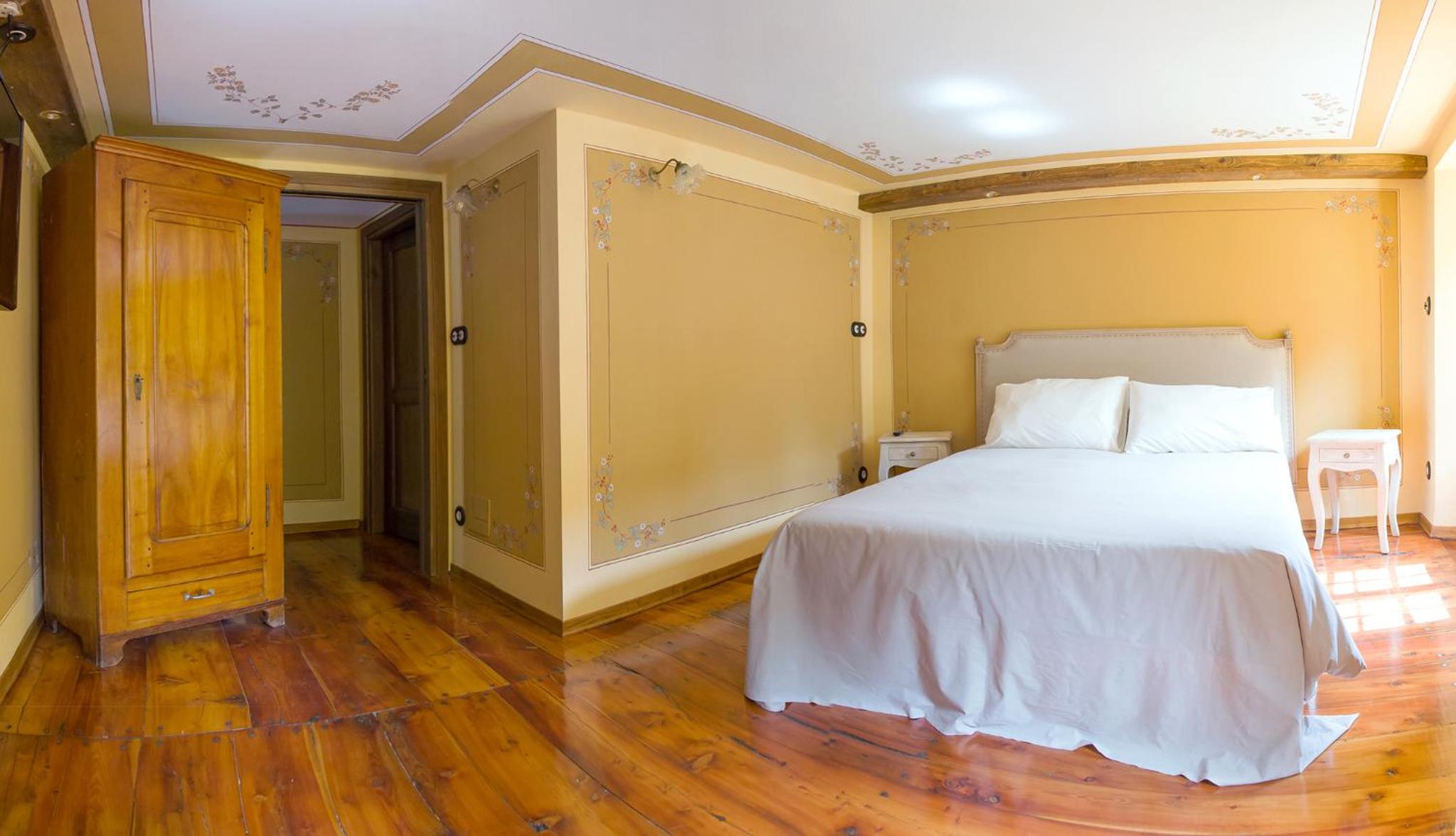 Deluxe Quadruple Room - Photo 2