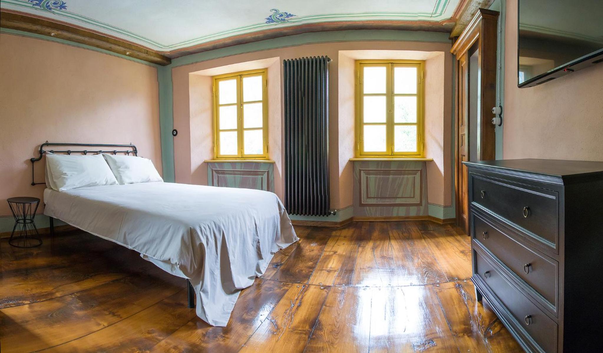 Double Room with Private Bathroom - Photo 3