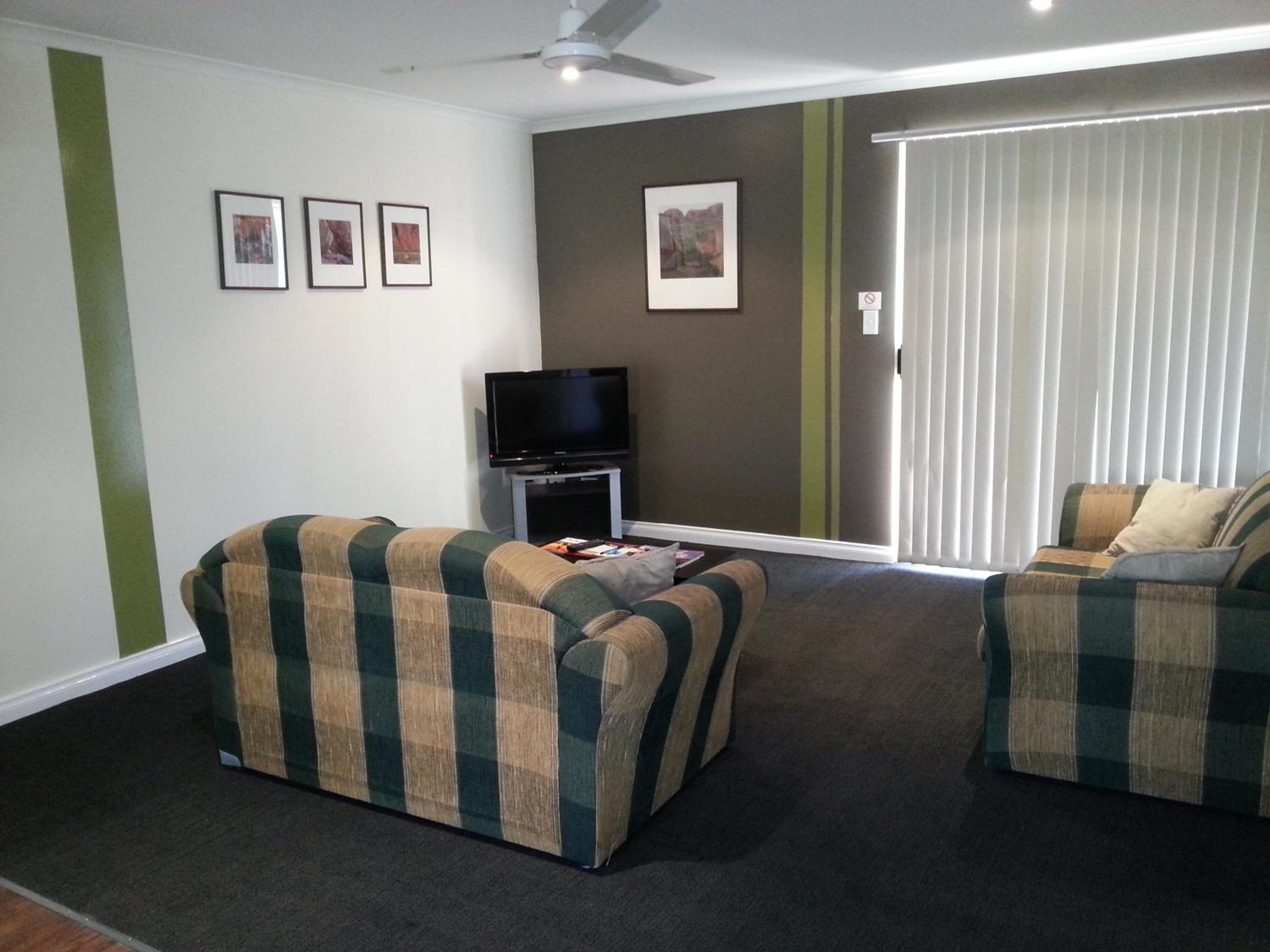 Two-Bedroom Apartment thumbnail 5