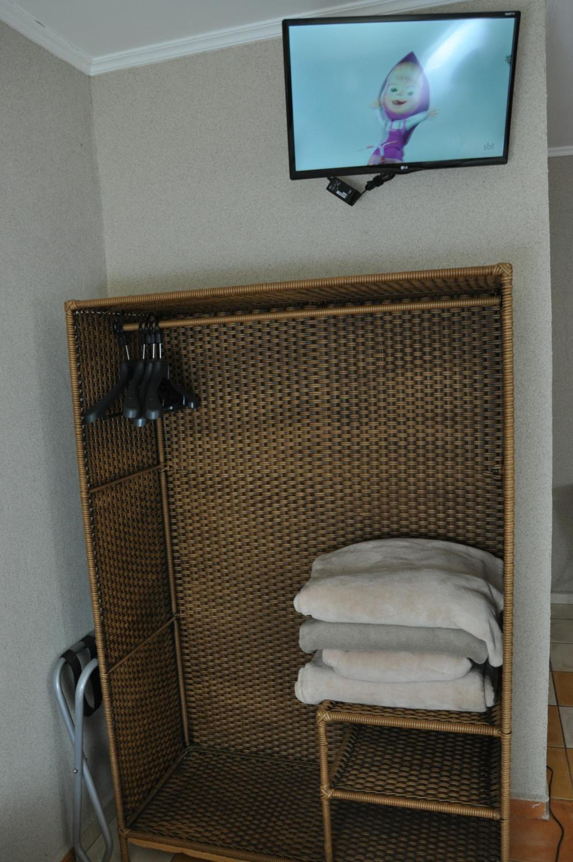 Double Room - Photo 13