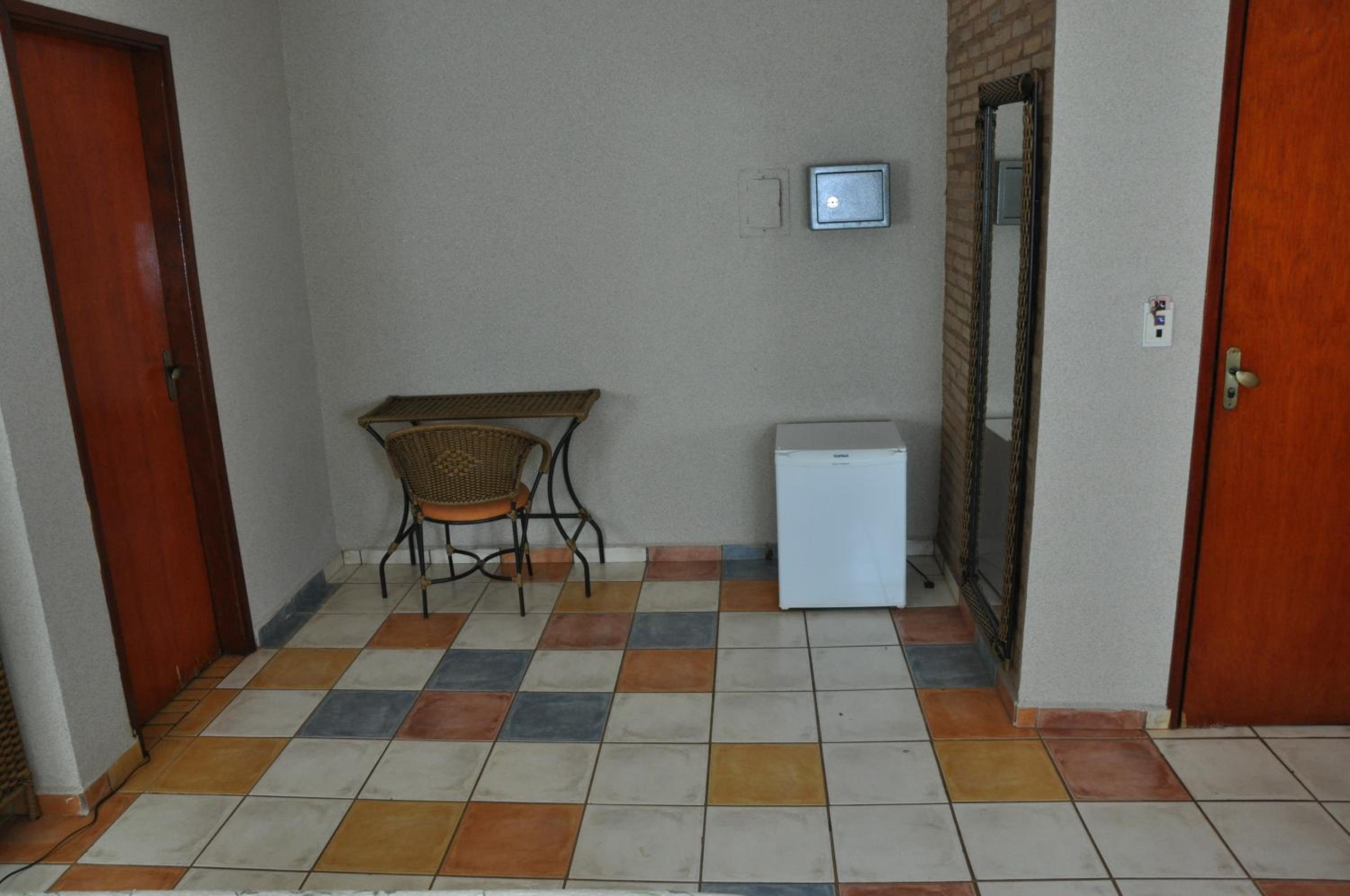 Double Room - Photo 14