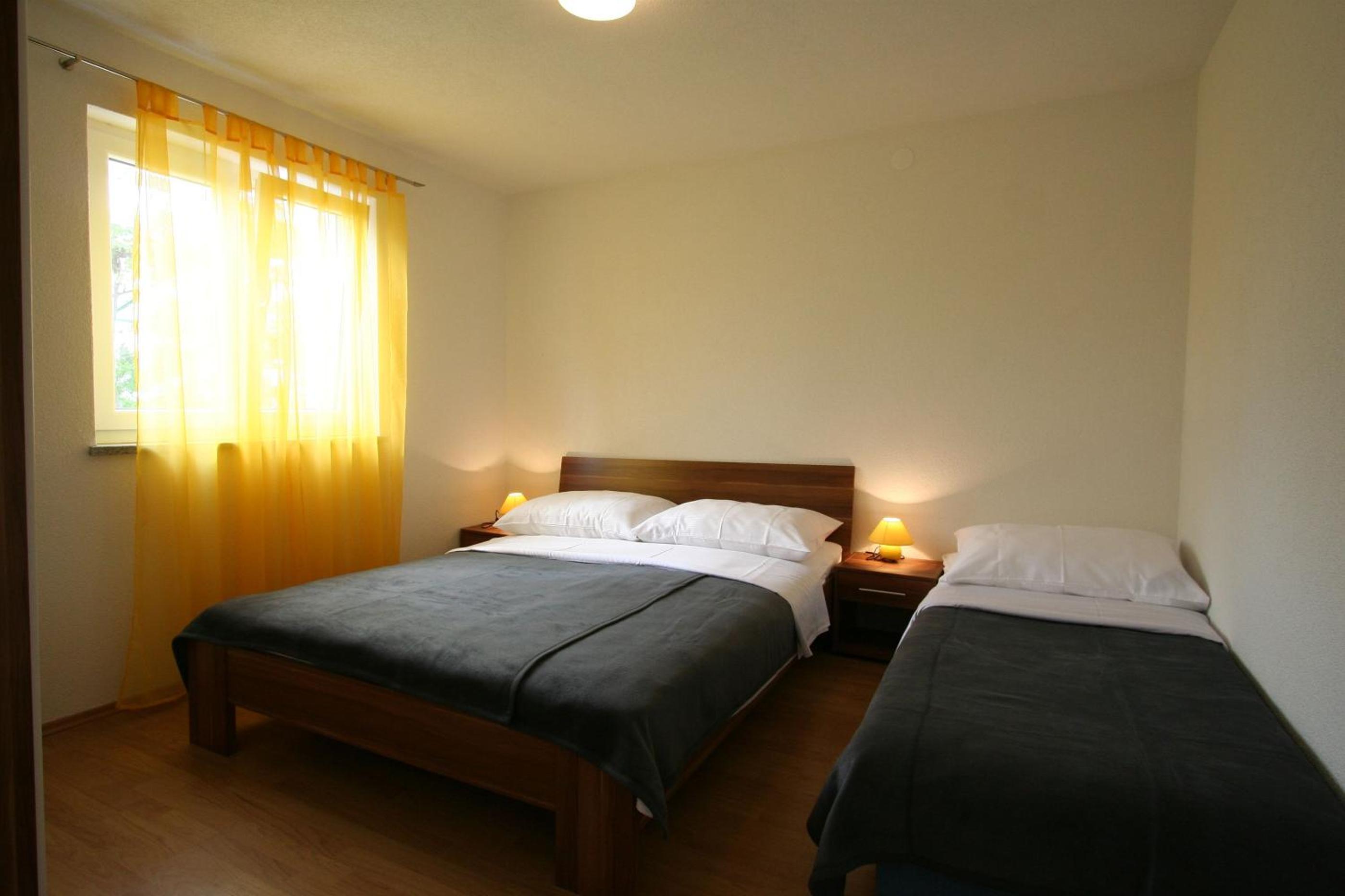 One-Bedroom Apartment with Terrace