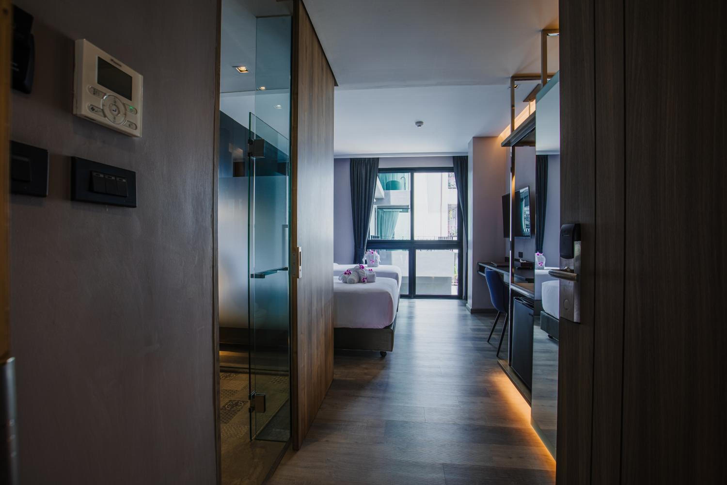 Rak Twin Room No Balcony - Photo 4