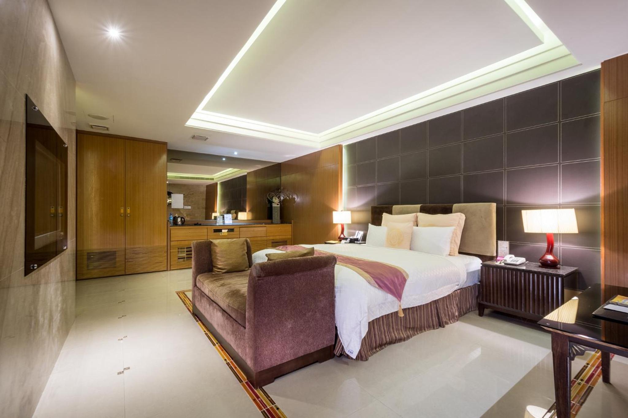 Deluxe Double Room - Check-in after 20:00 - Photo 27