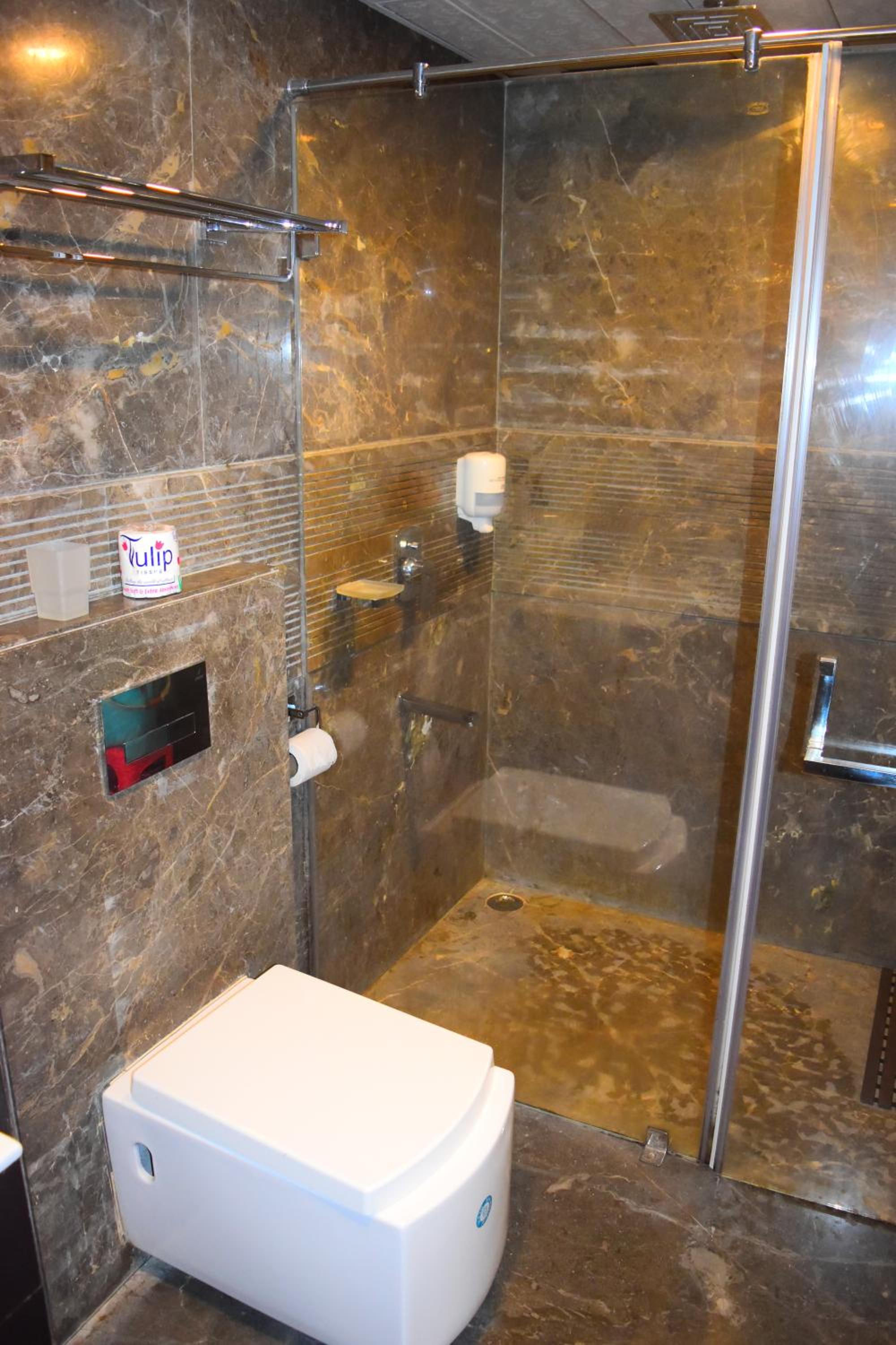Mountain View Room - Photo 3