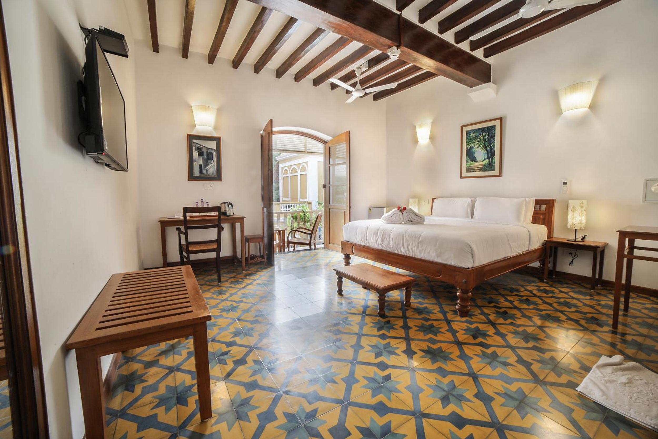 King Room with Balcony photo 2