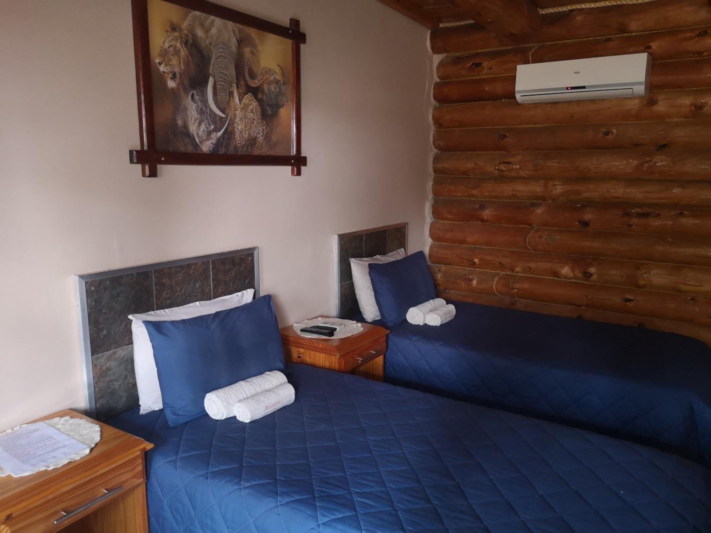 Standard Double Room - Photo 8
