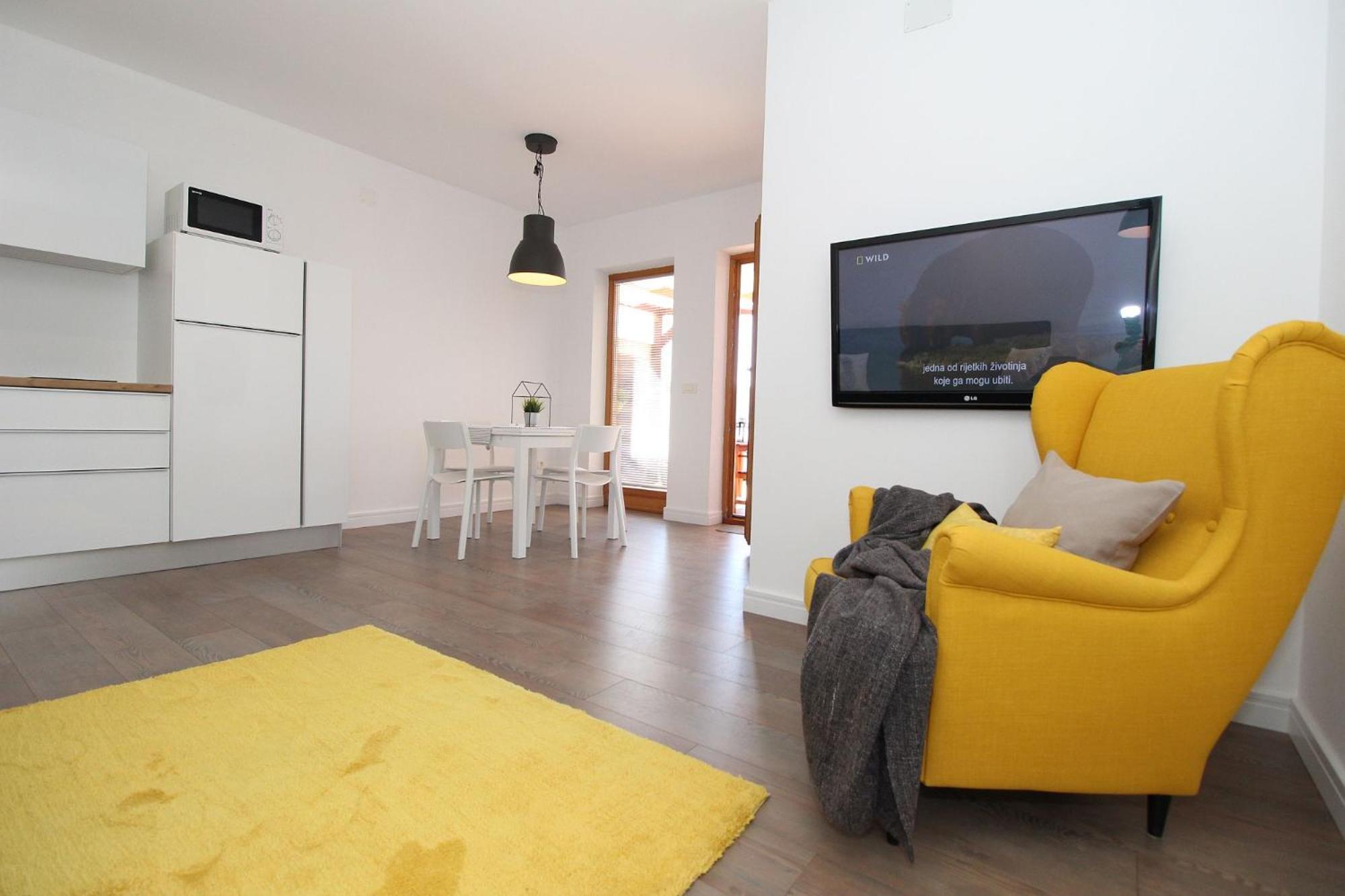Deluxe Apartment