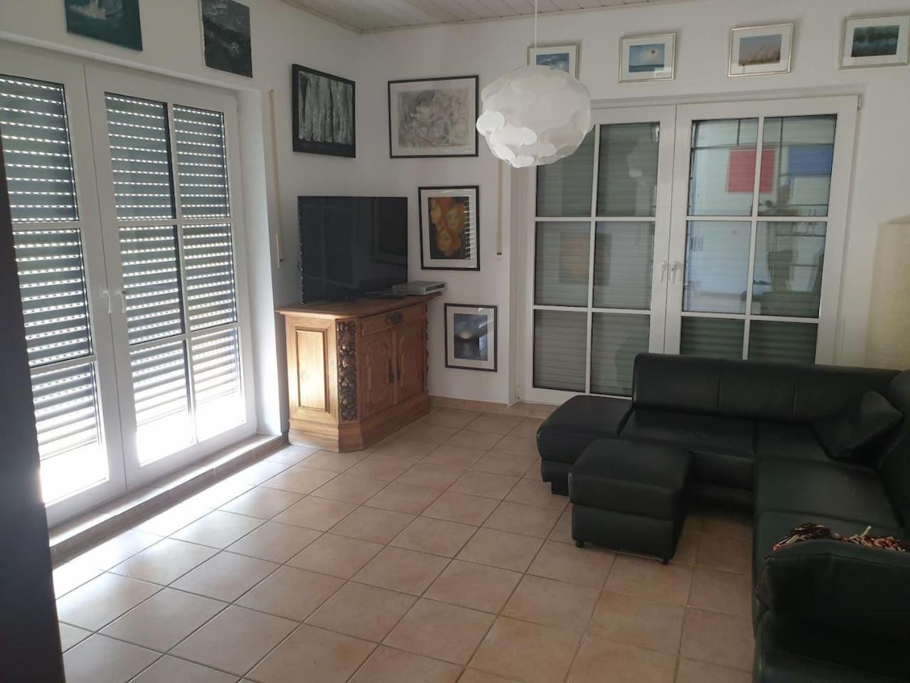 Three-Bedroom Apartment photo 1