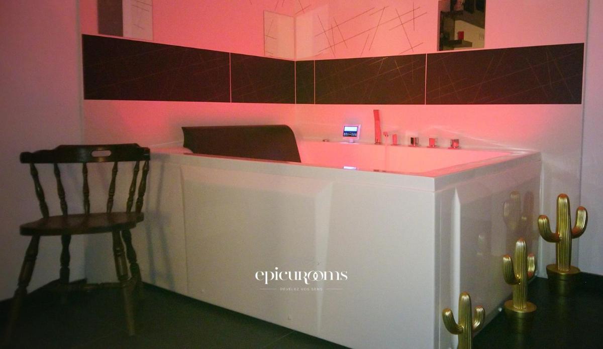 King Room with Spa Bath photo 3