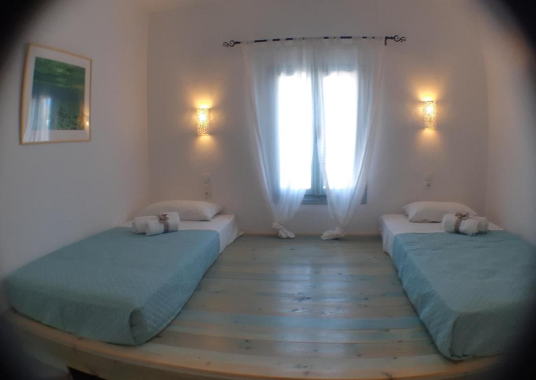 Three-Bedroom Villa photo 1