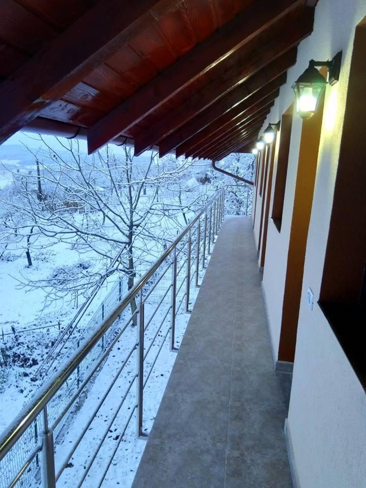 Double Room with Private Bathroom - Photo 26