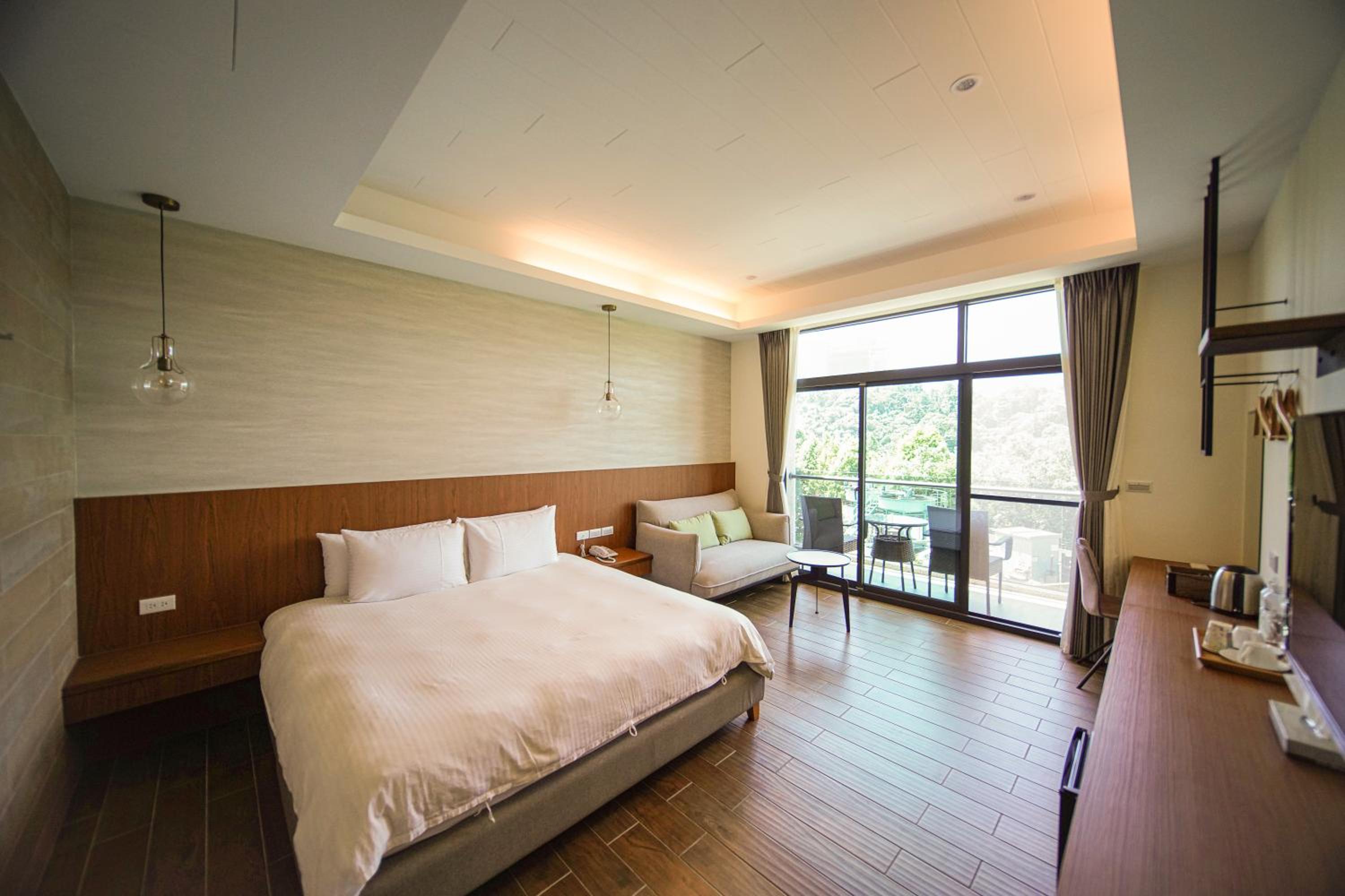 Double Room with Mountain View