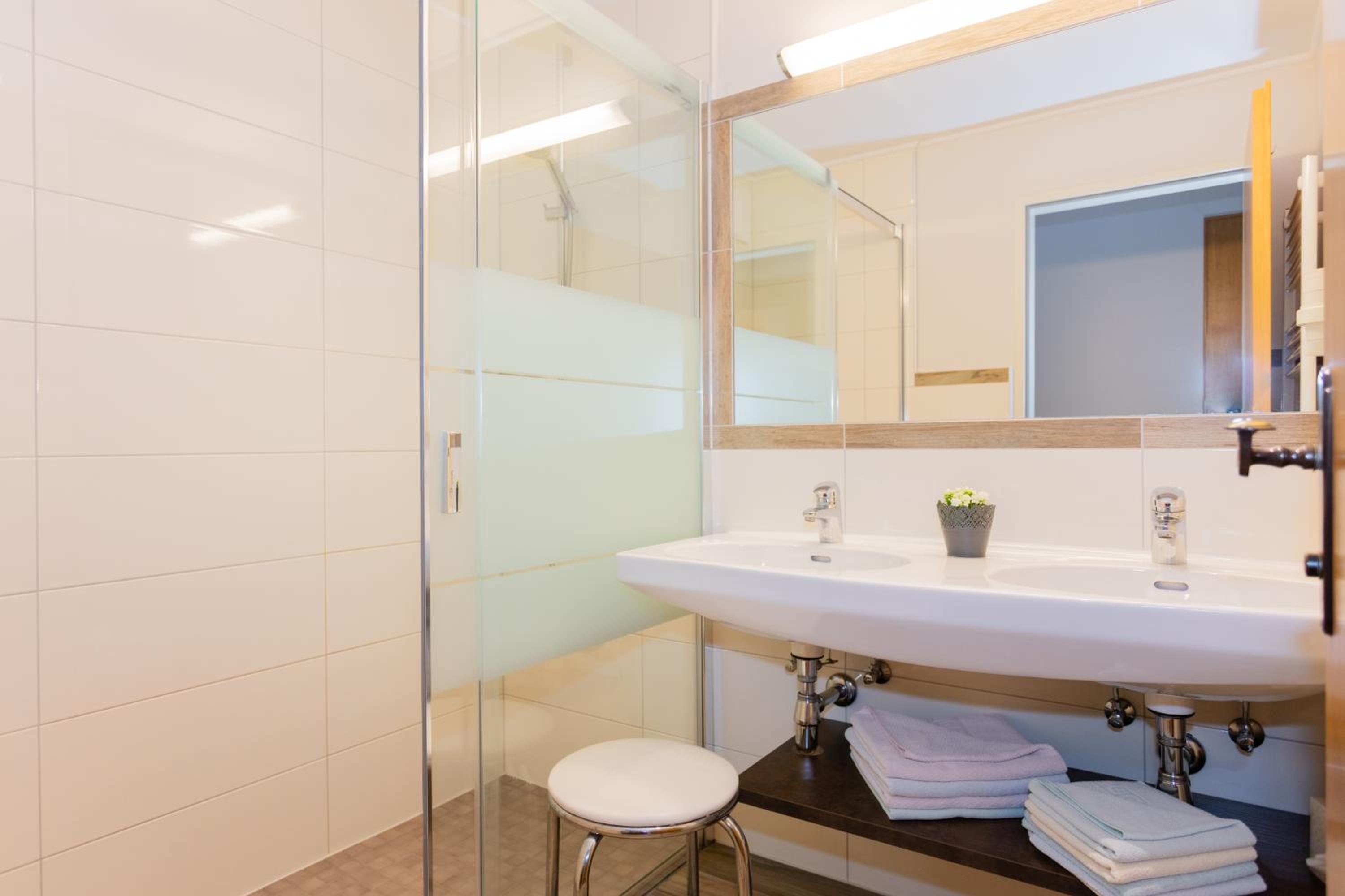 Two-Bedroom Apartment - Photo 7