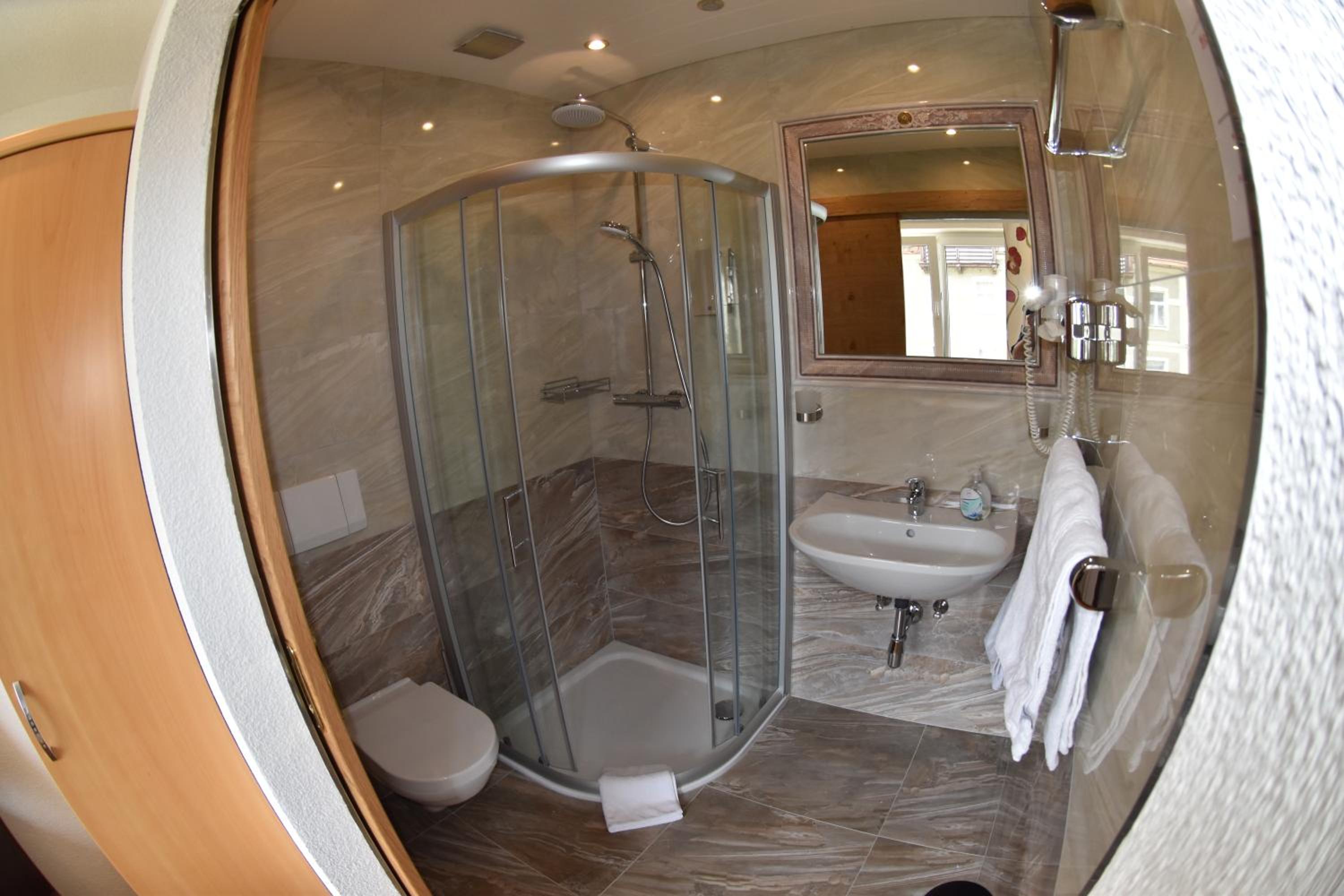 Superior Queen Room photo 2