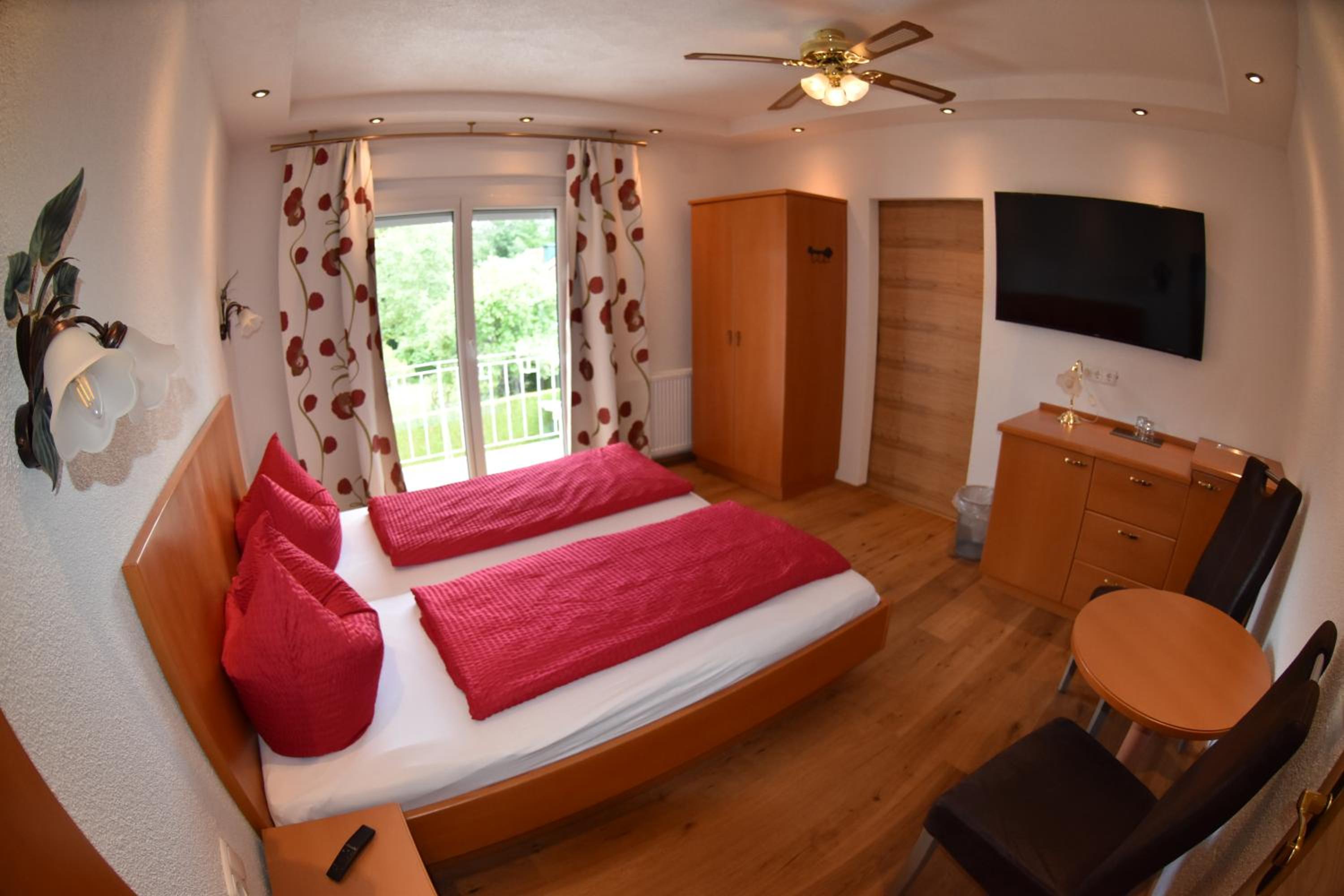 Double Room with Balcony photo 1