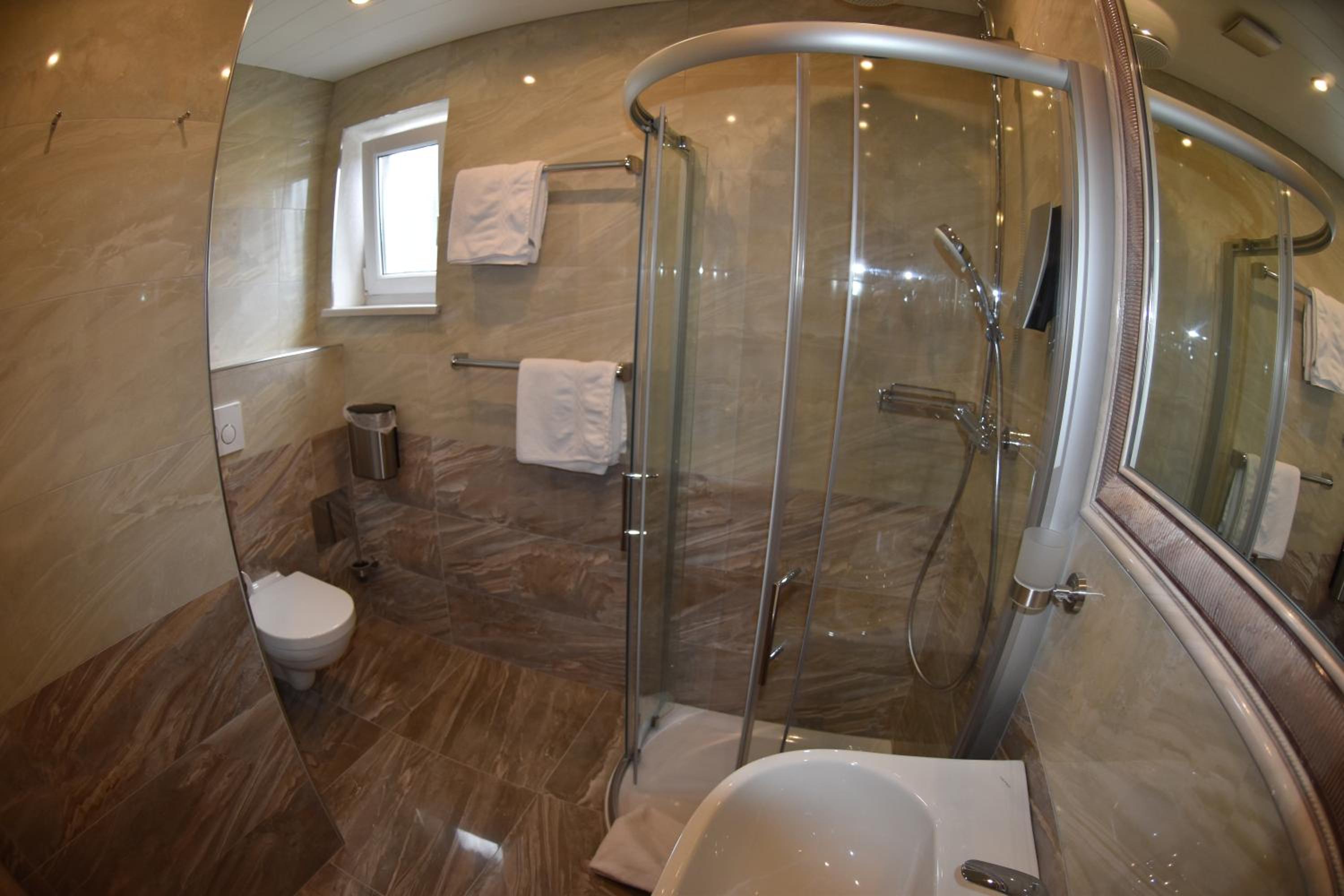 Double Room with Balcony photo 2