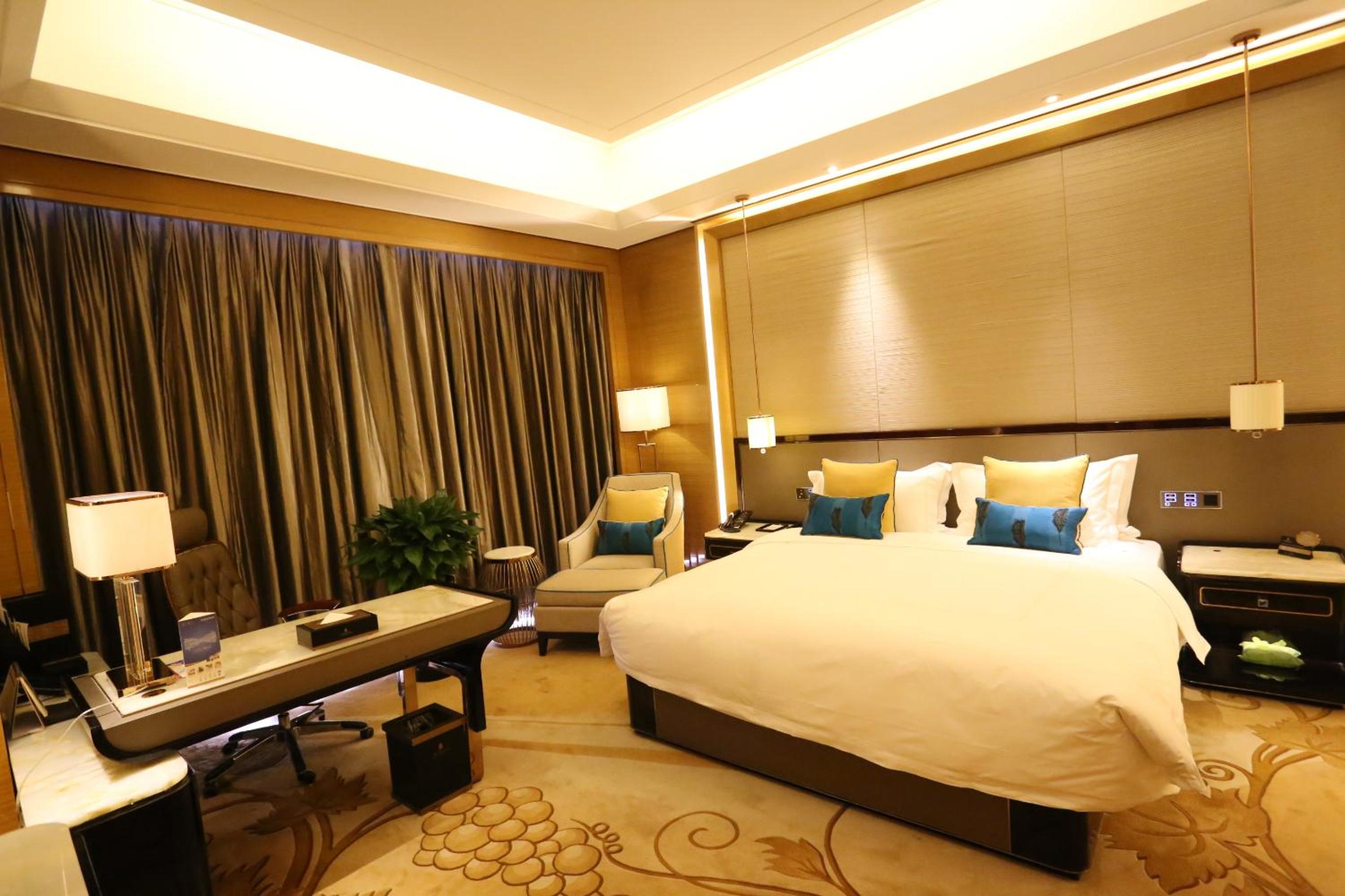 Executive King Room photo 2