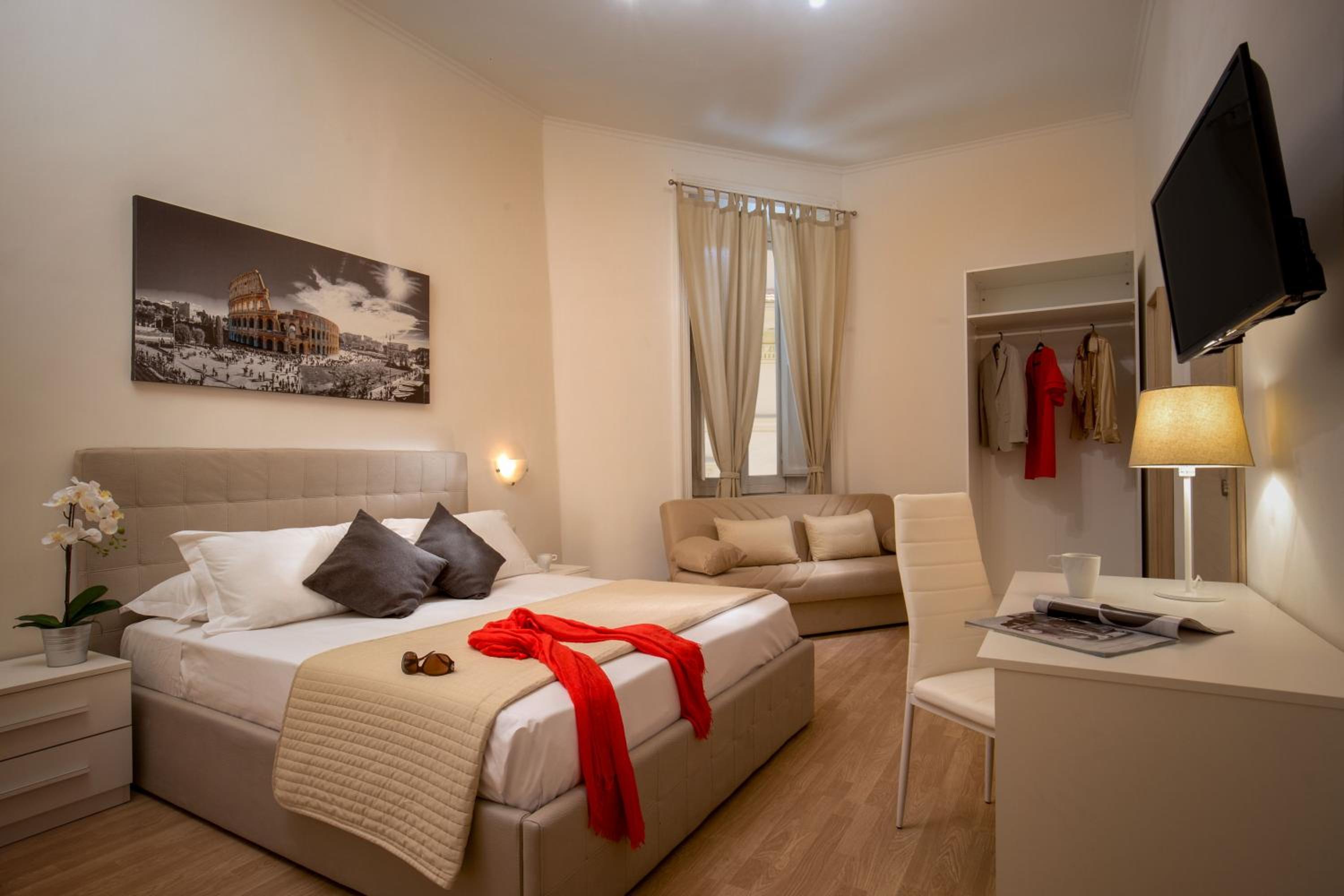 Standard Double Room photo 1