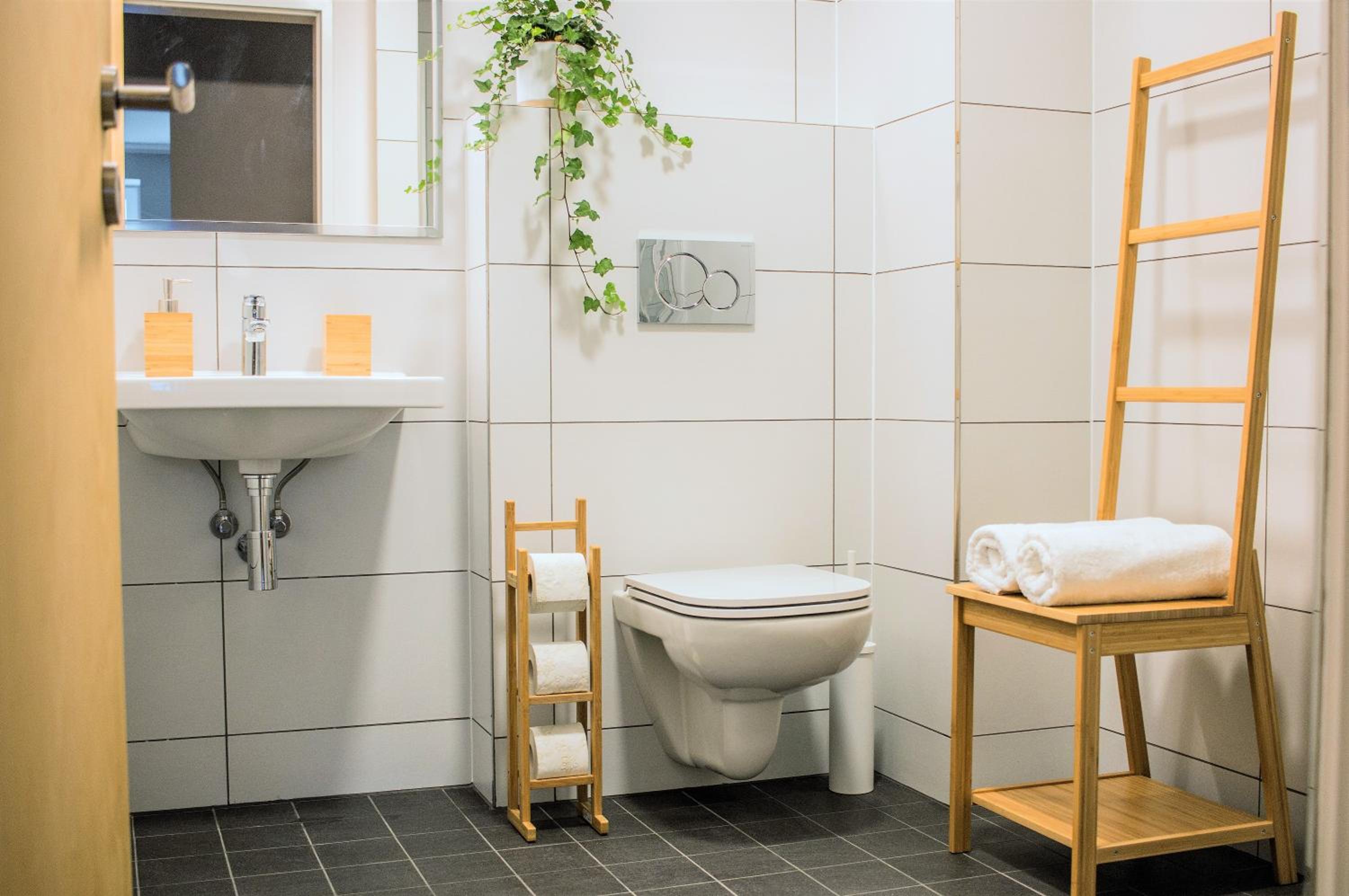 Double Room with Private Bathroom - Photo 2