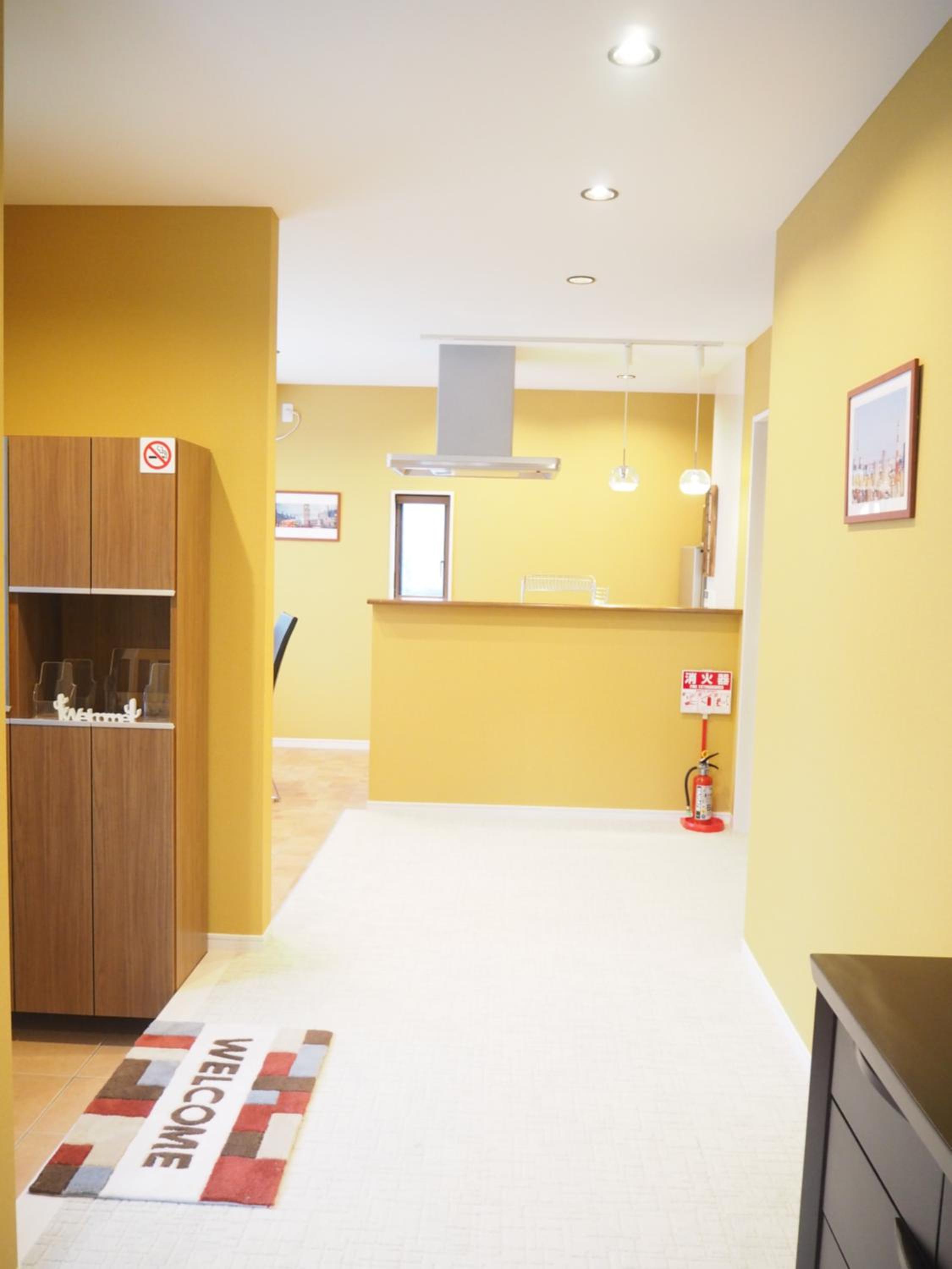 Three-Bedroom House - Photo 6