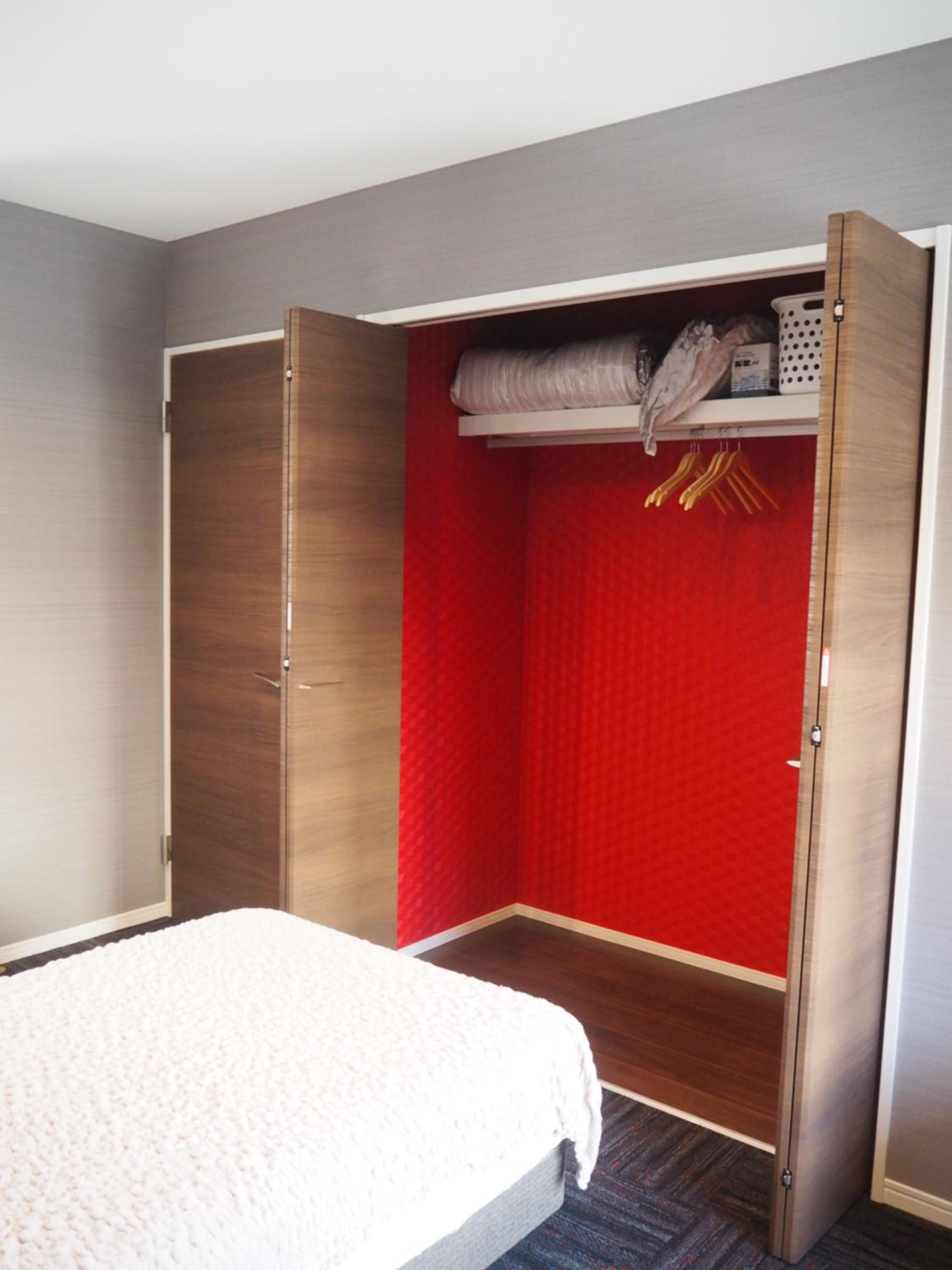 Three-Bedroom House - Photo 7