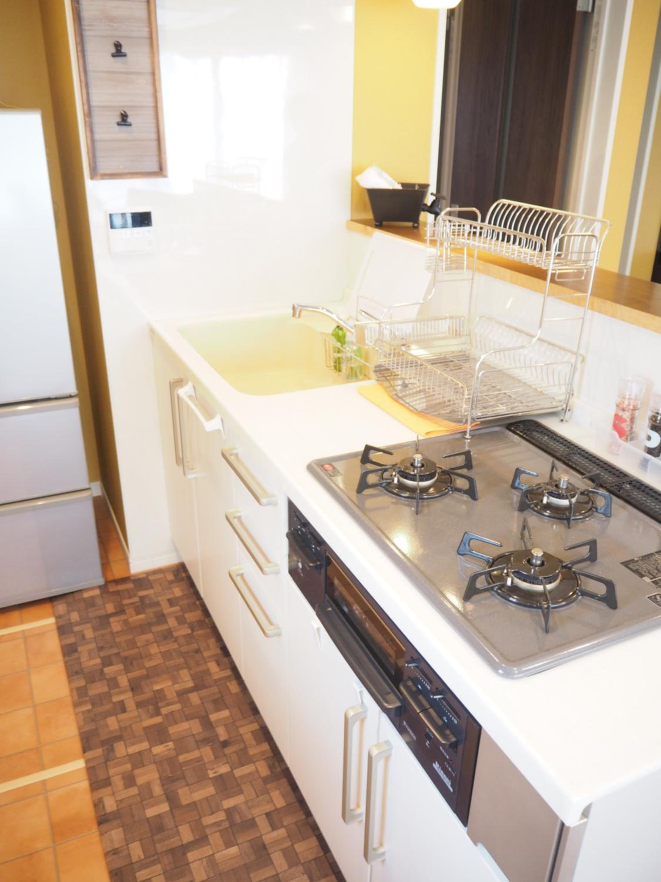 Three-Bedroom House - Photo 17