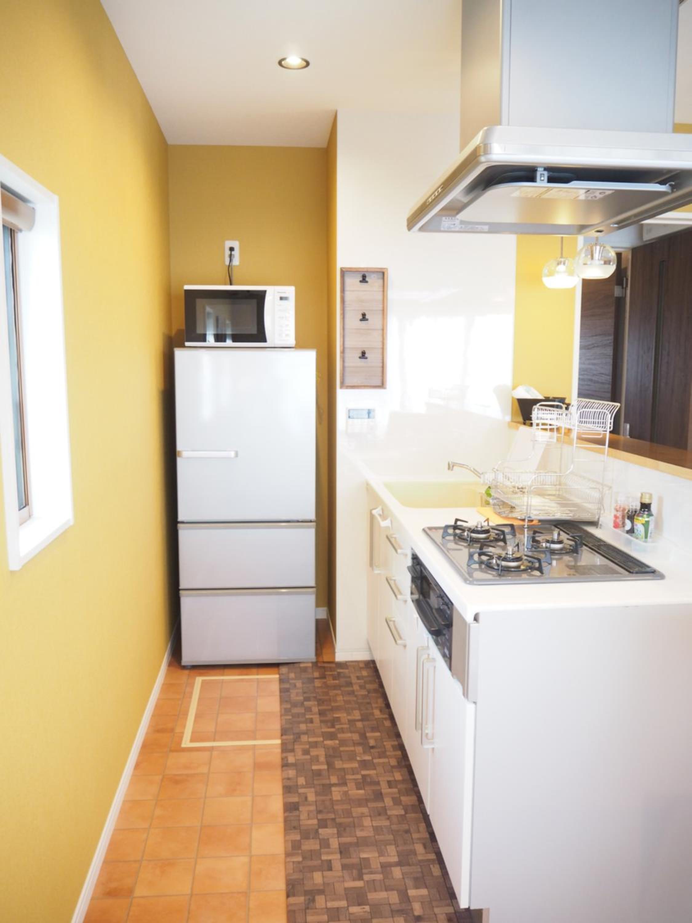 Three-Bedroom House - Photo 18