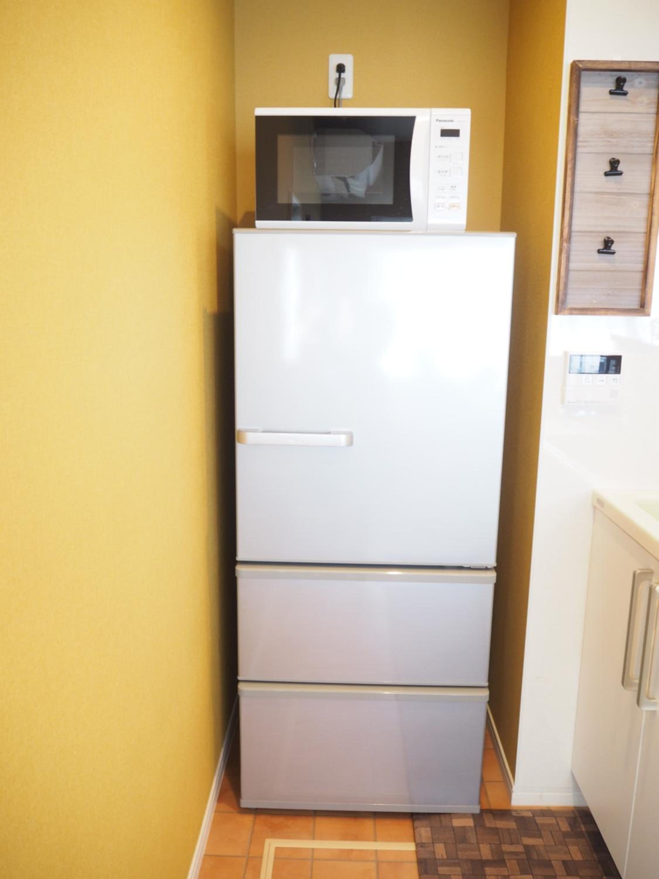 Three-Bedroom House - Photo 20