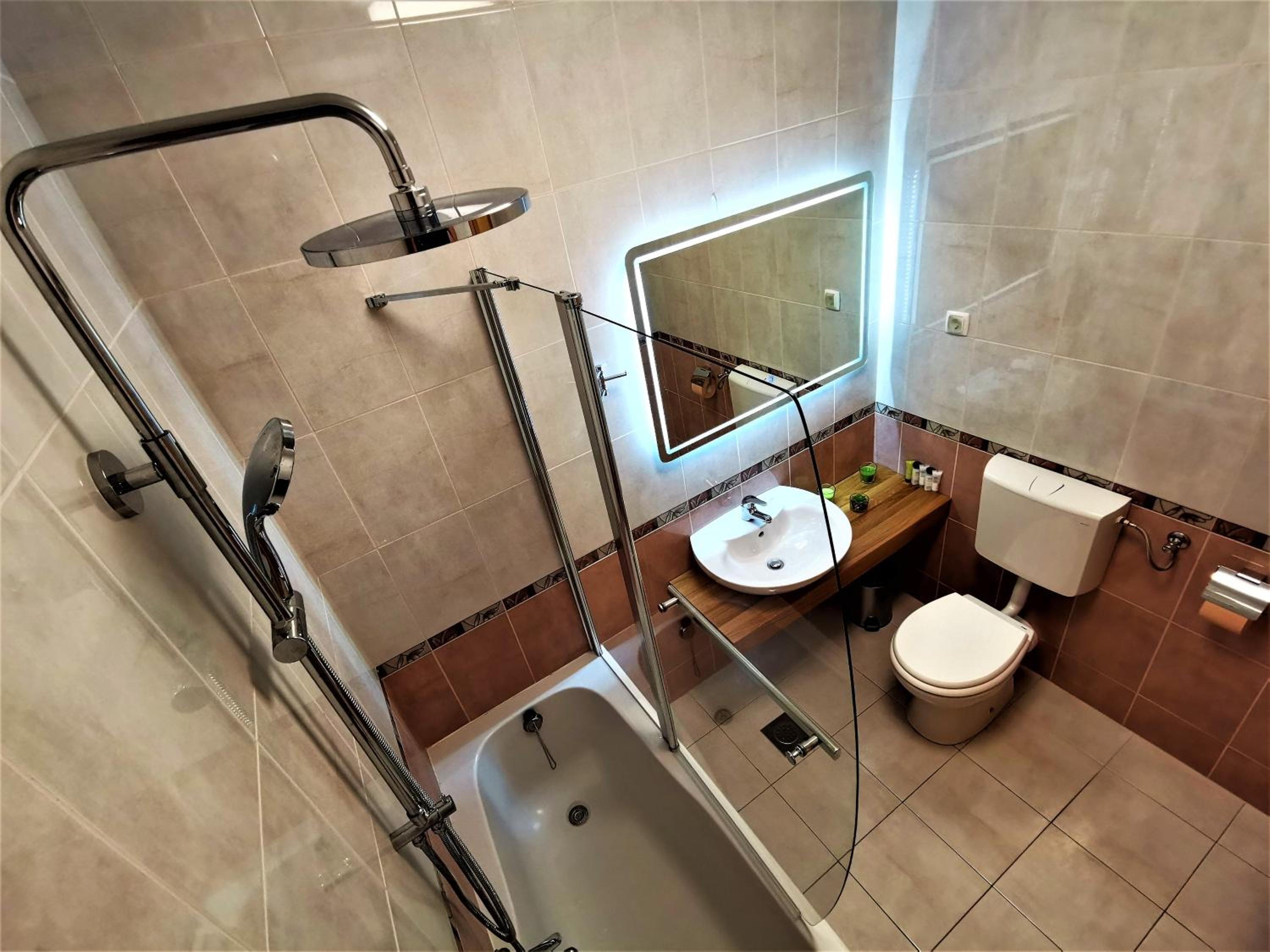 Two-Bedroom Apartment - Photo 5