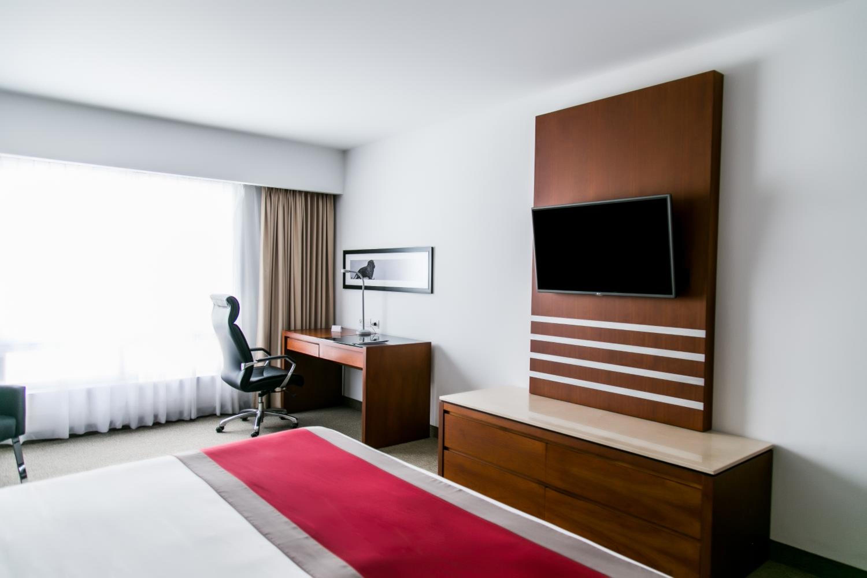 Business King Room - Photo 8