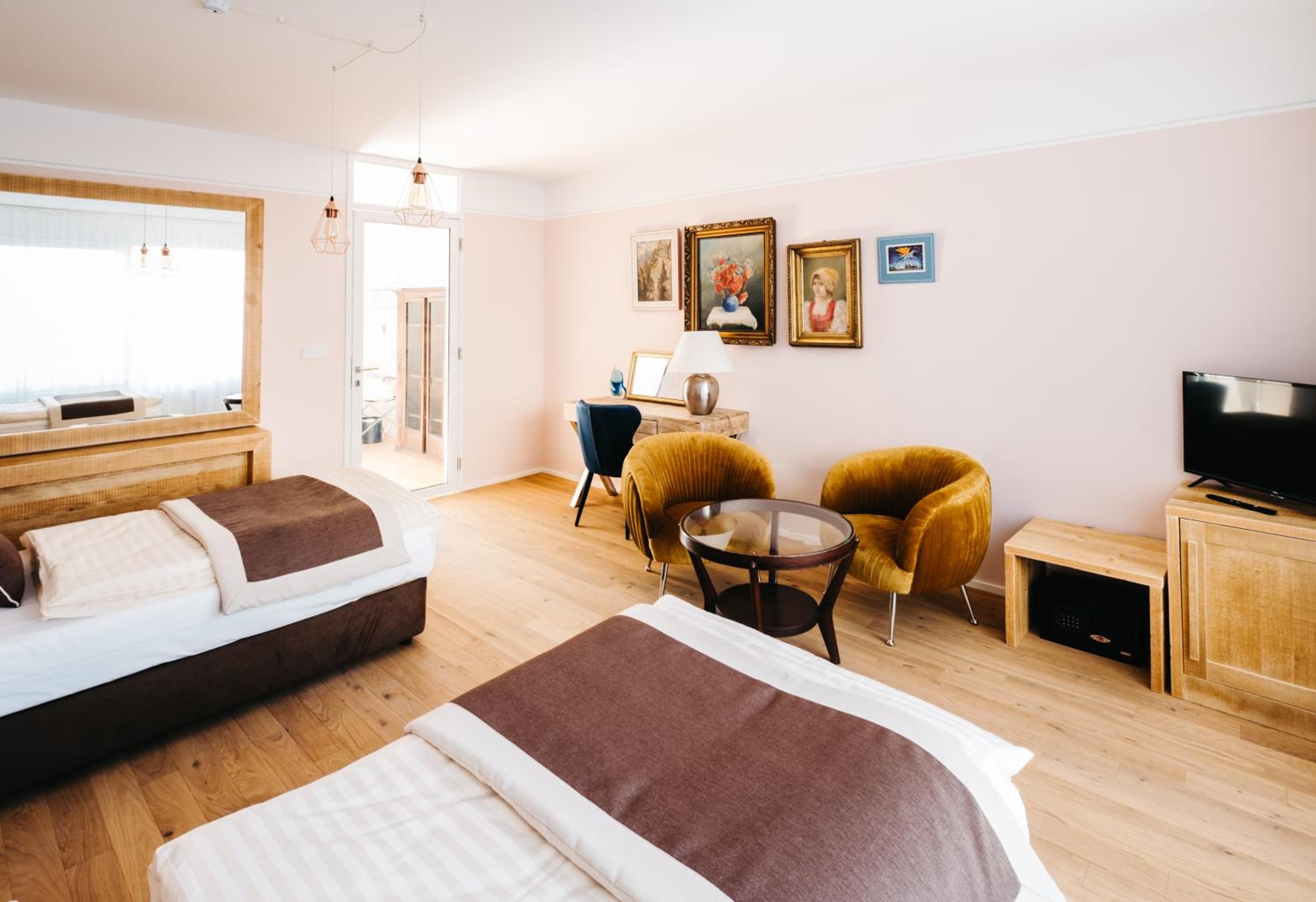 Superior Double or Twin Room - Photo 7