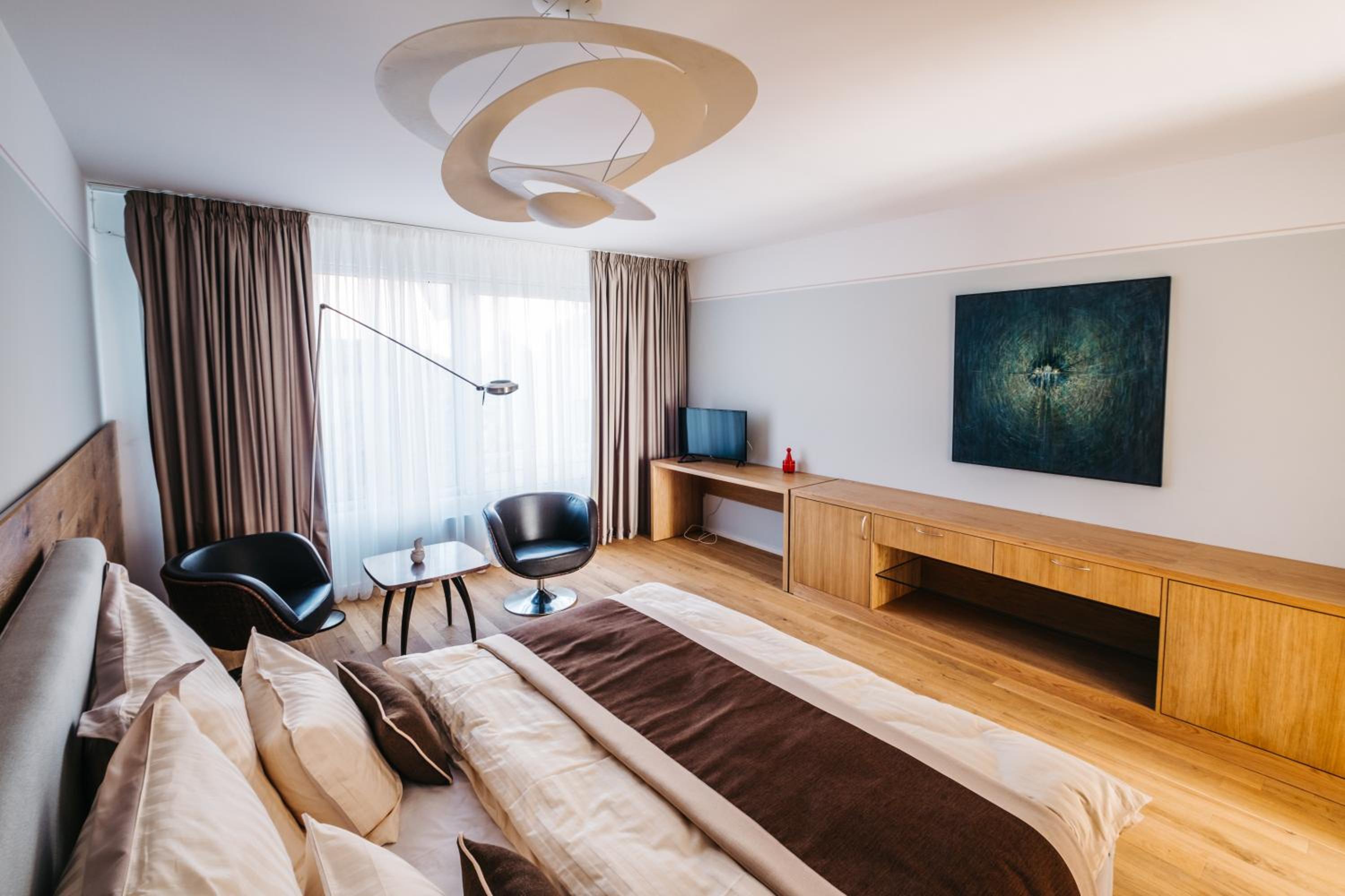 Superior Double or Twin Room - Photo 10