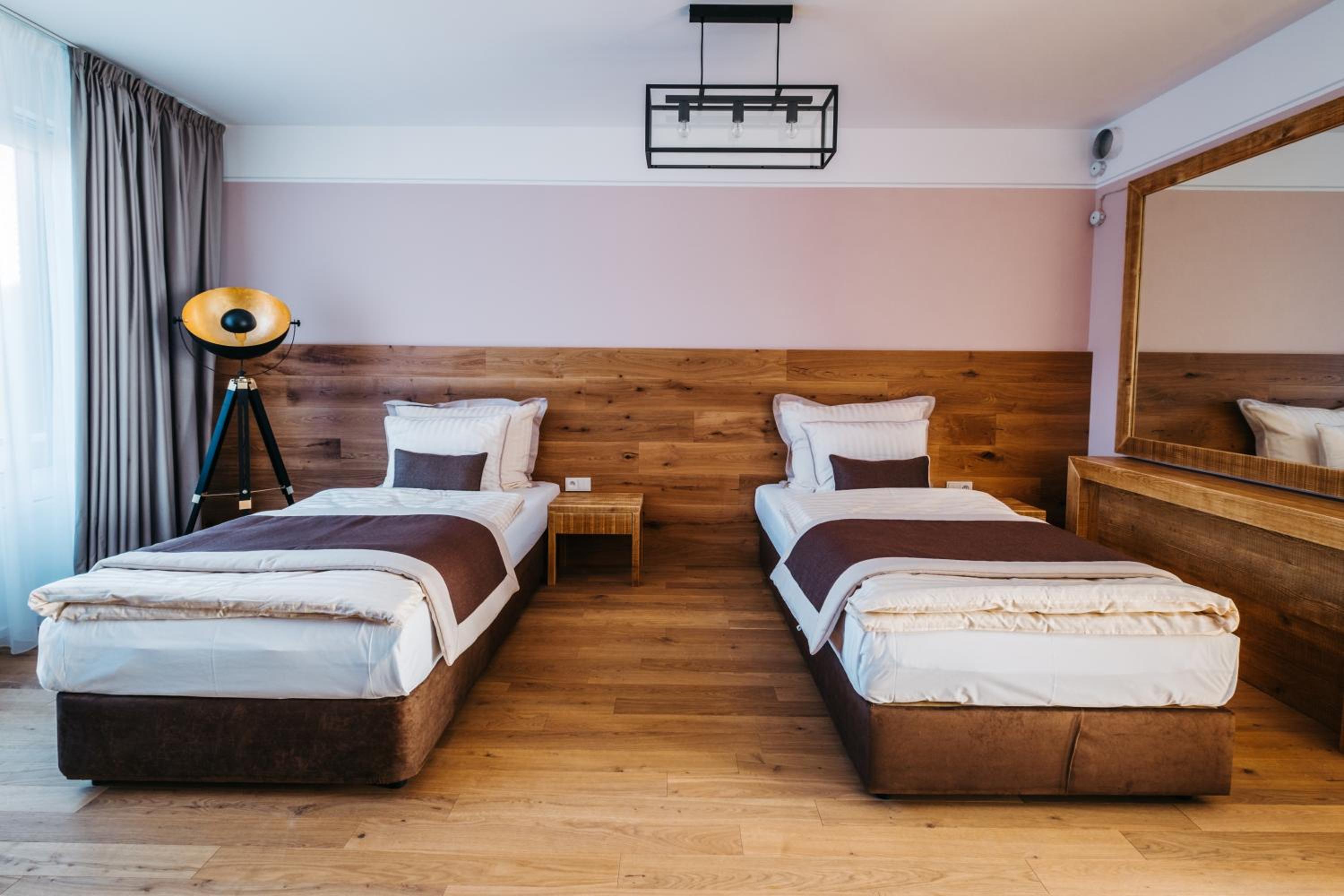 Superior Double or Twin Room - Photo 6