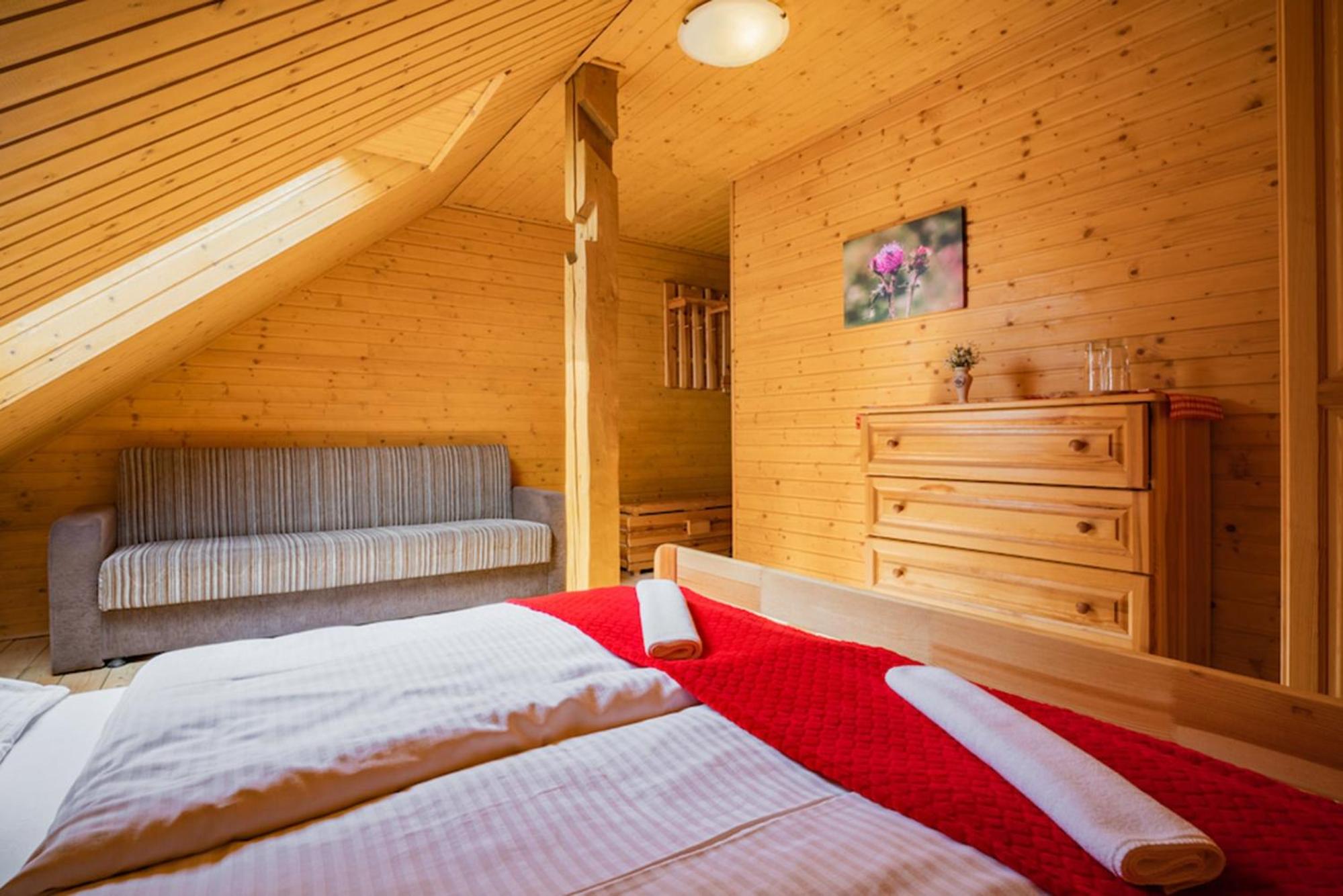 Double Room with Extra Bed - Photo 2